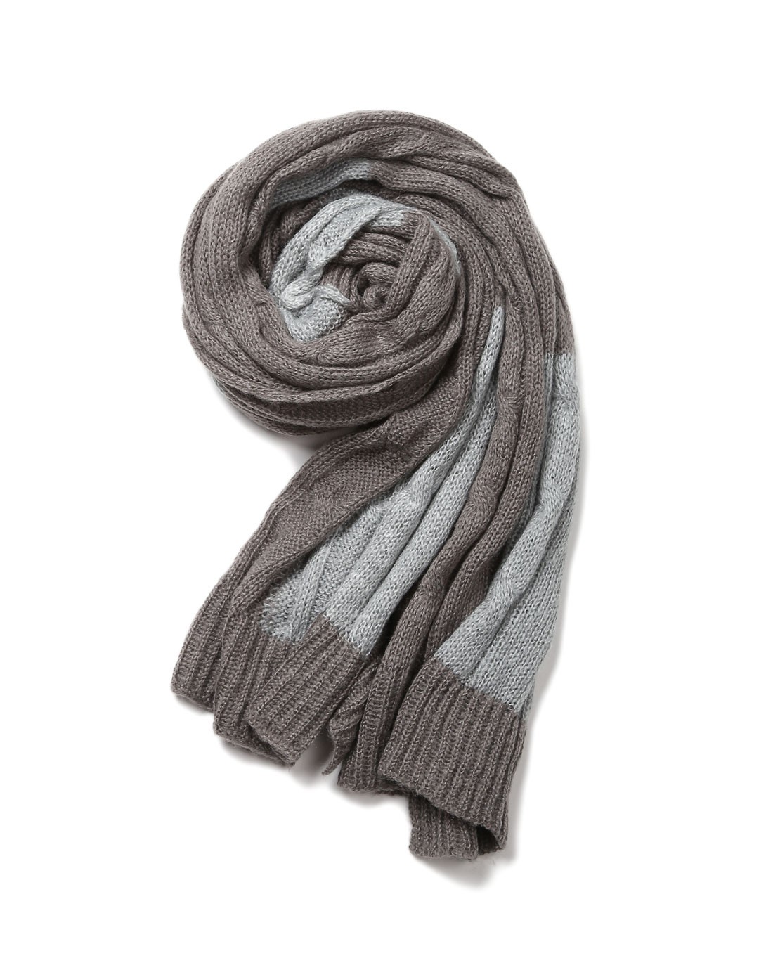 灰色时尚麻花织纹拼接围巾