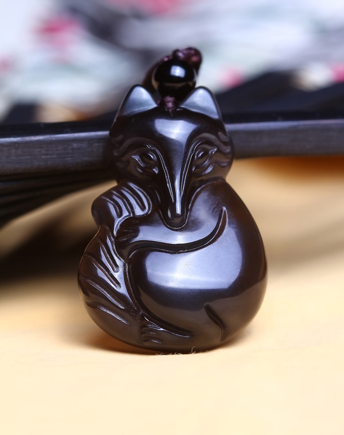 天然冰种黑曜石挂件 狐狸