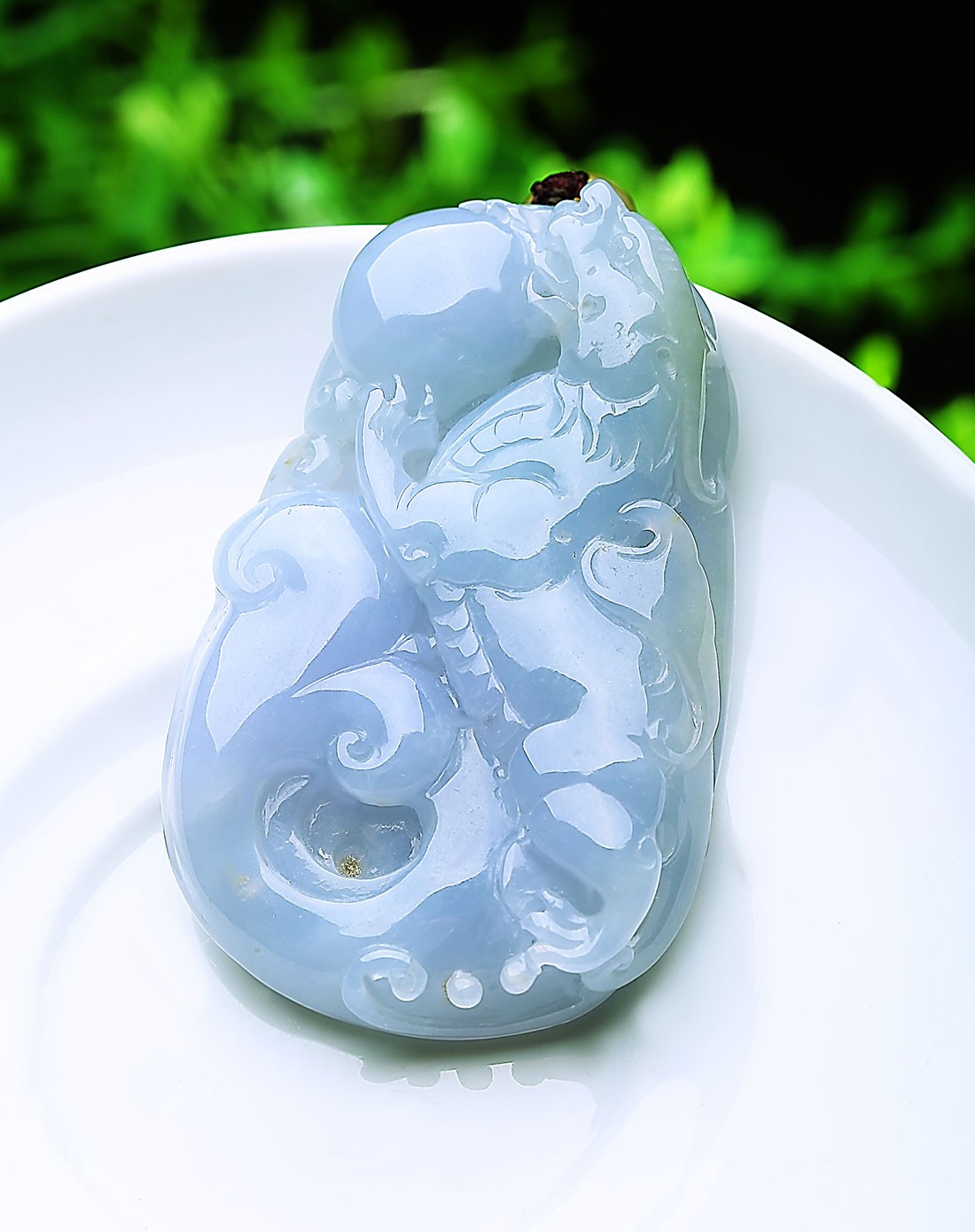 极品精雕超细腻冰种满紫色龙牌 龙腾四海驱邪挡灾吊坠