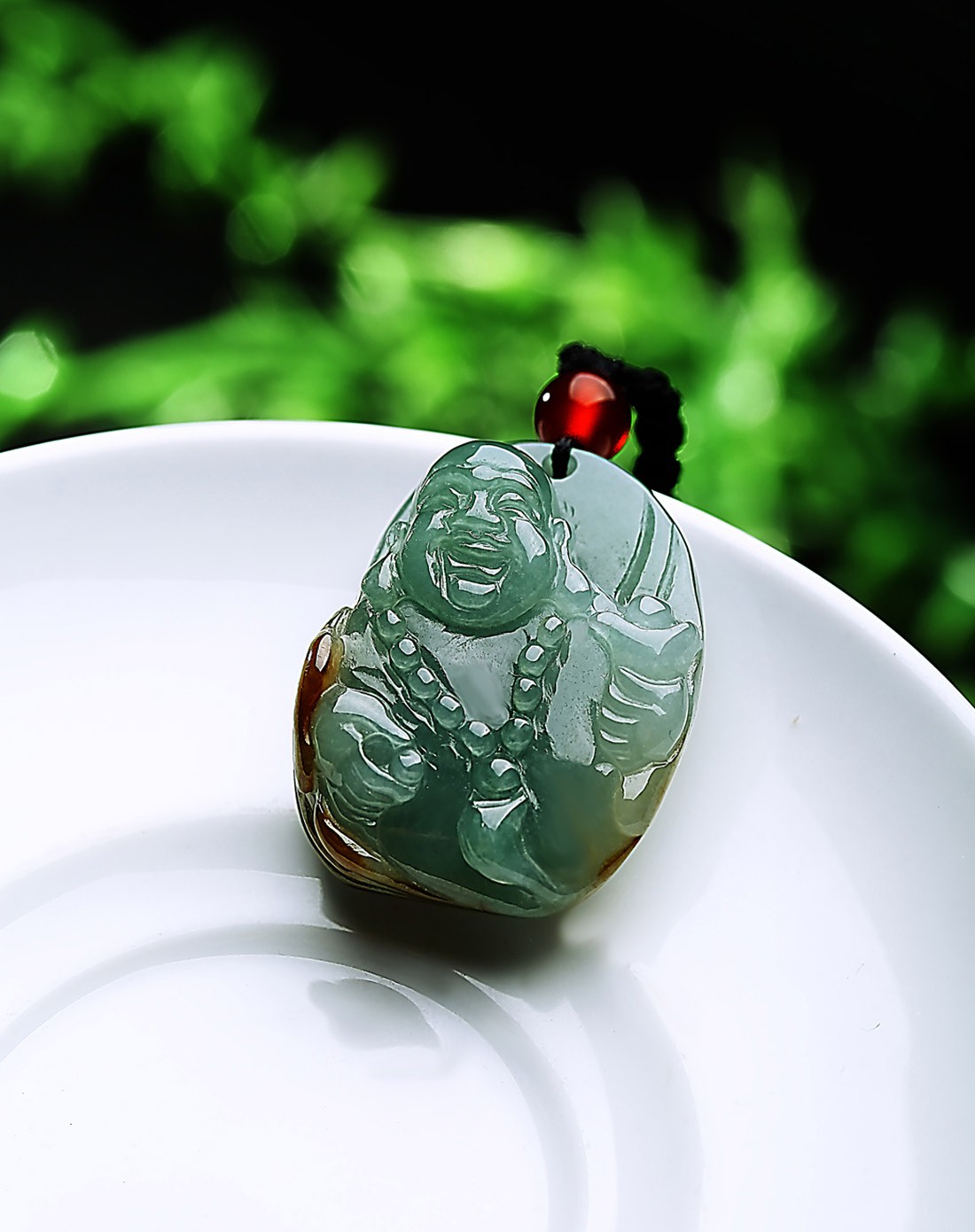 精雕超细腻冰种油青绿底厚装飘黄翡逍遥佛吊坠