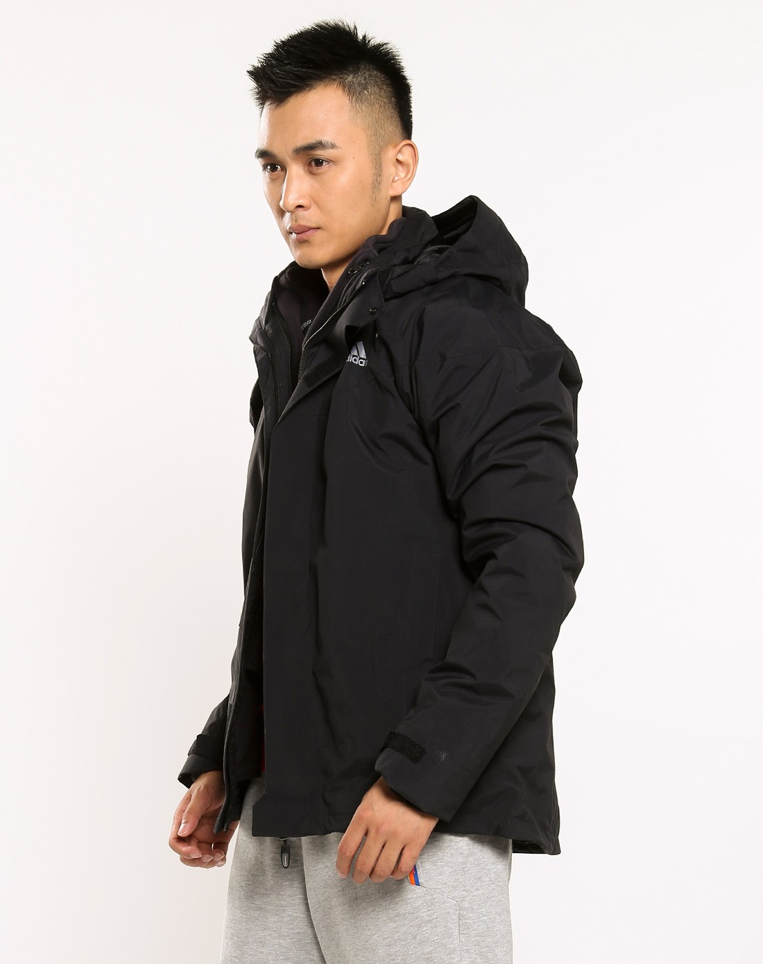 男款黑色户外系列冲锋衣