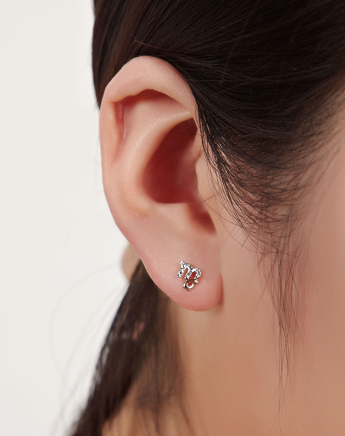 天蝎座 十二星座系列 彩18k金耳钉 0.87克