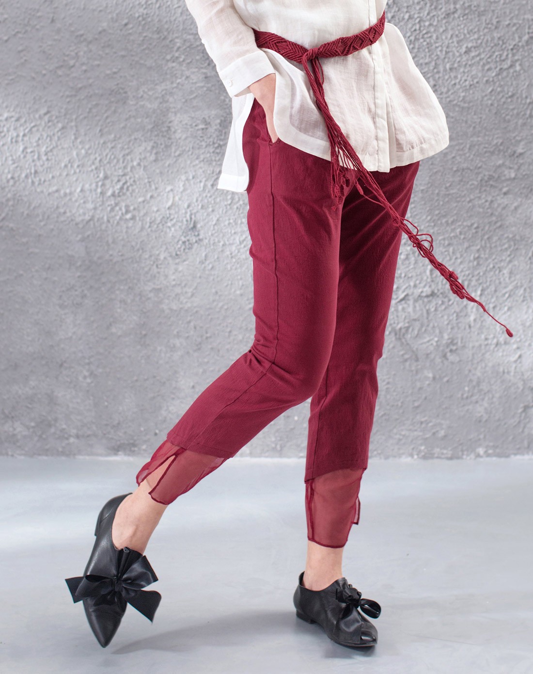 酒红色拼真丝修身九分裤