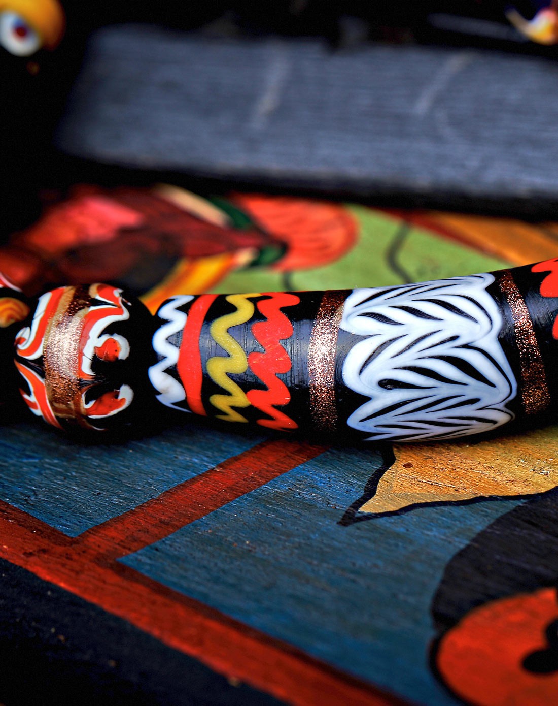 东爪哇巽他族原住民纯手工彩绘石质手链(c款)