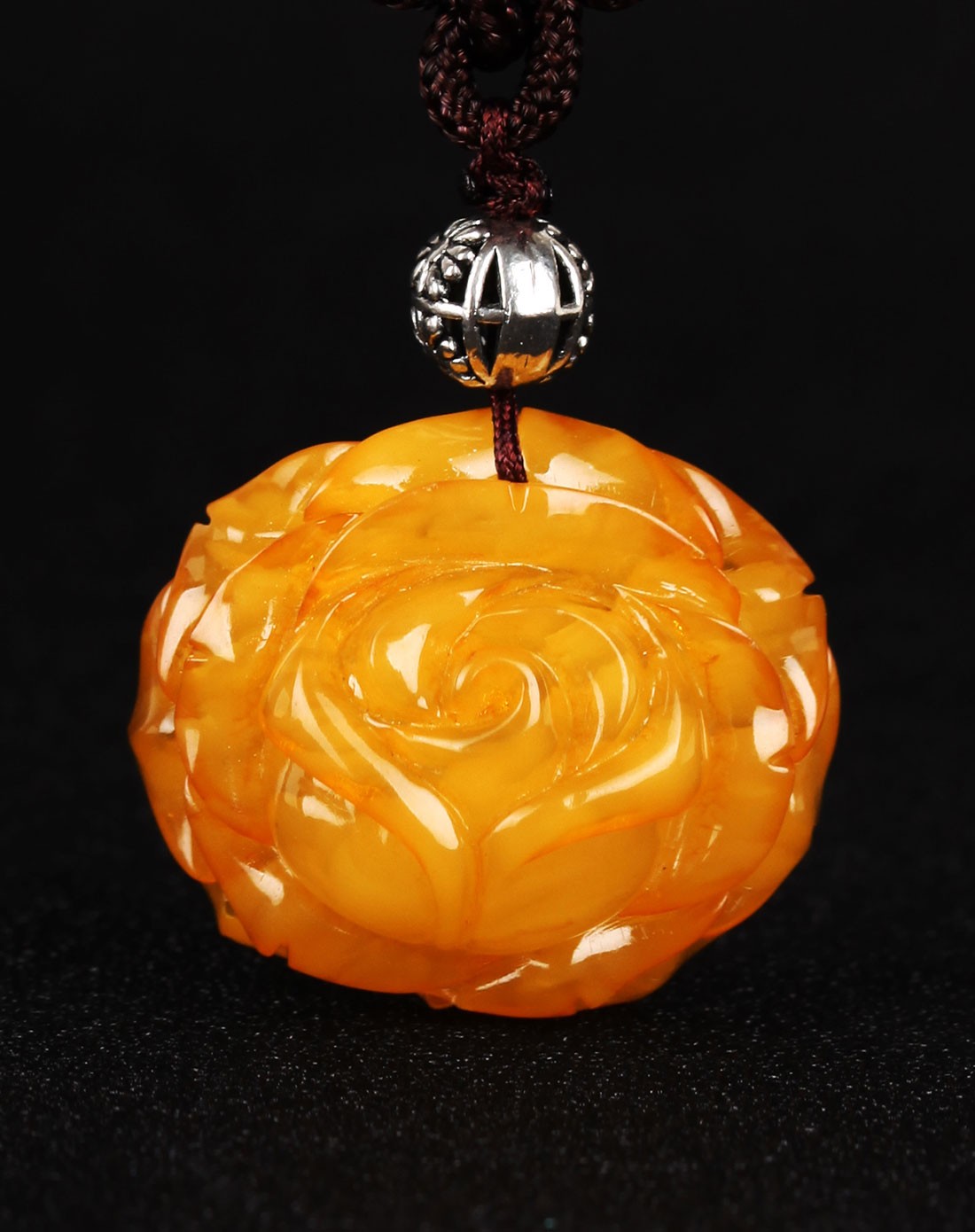 老蜜蜡金绞蜜半蜜半珀牡丹吊坠