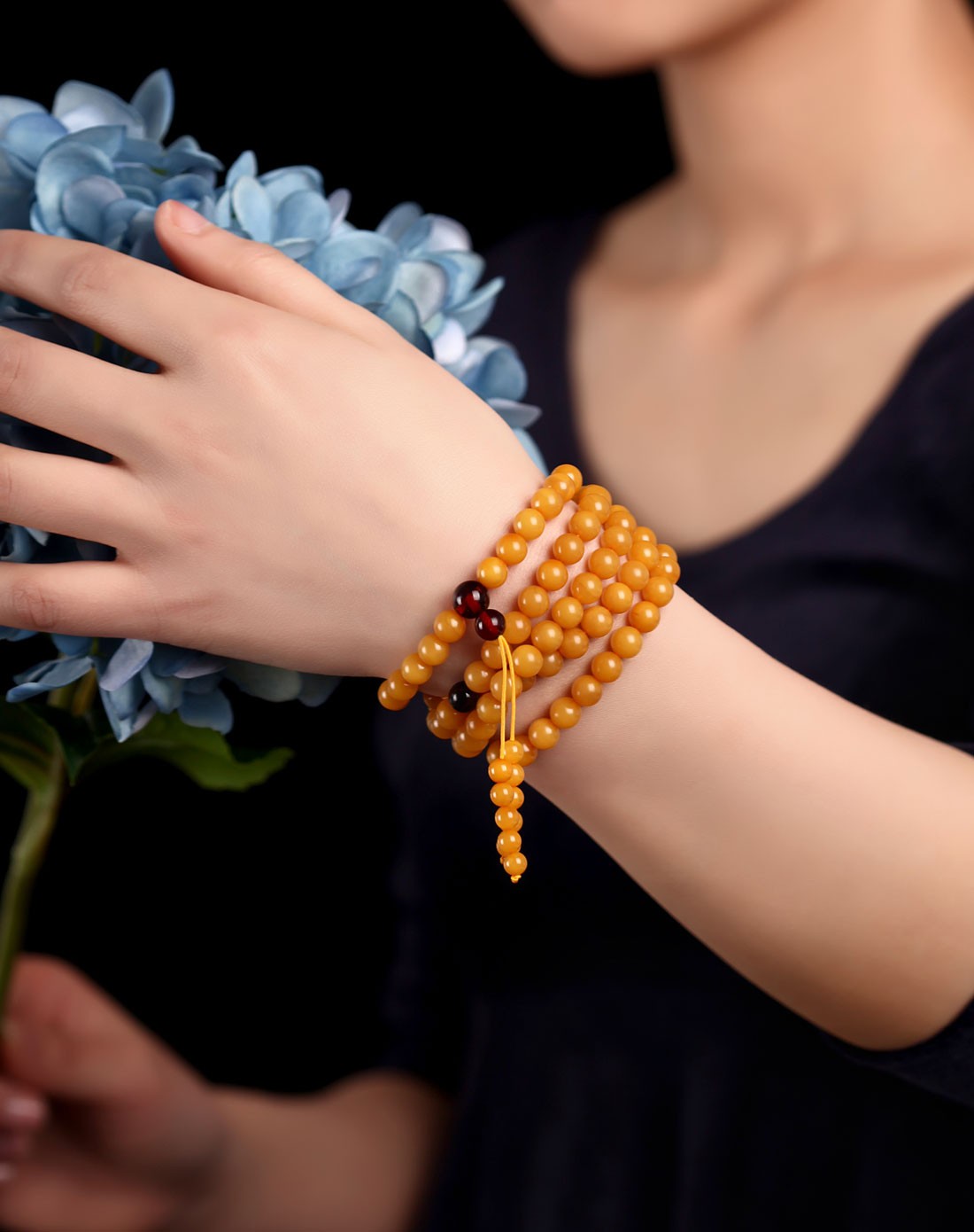 108颗老蜜蜡佛珠手链 7mm