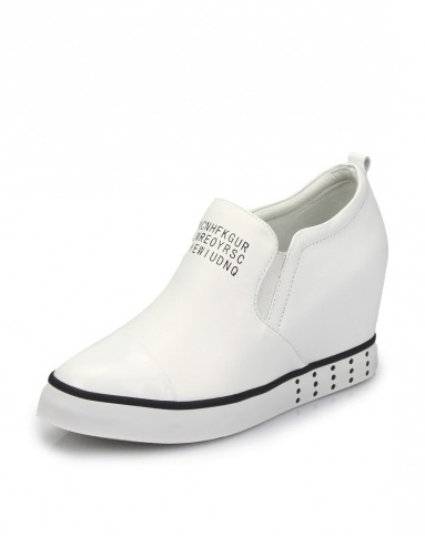 白色牛皮时尚印字休闲女鞋