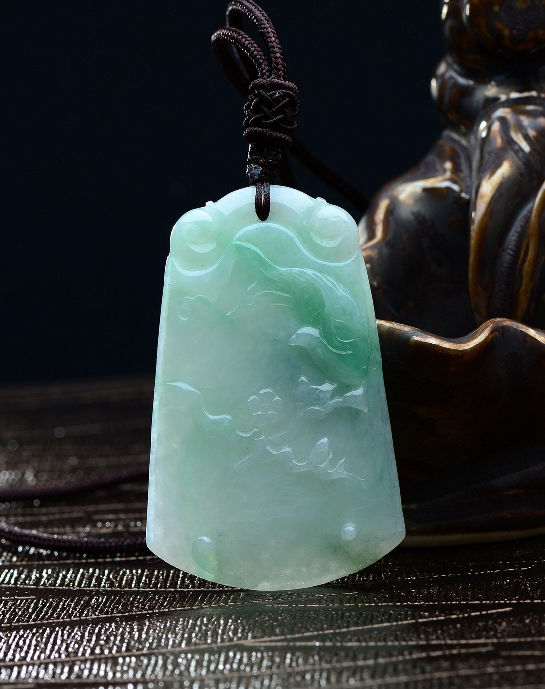 天然精选翡翠精雕牌
