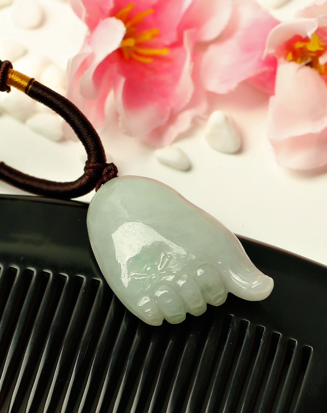 天然翡翠知足常乐吊坠