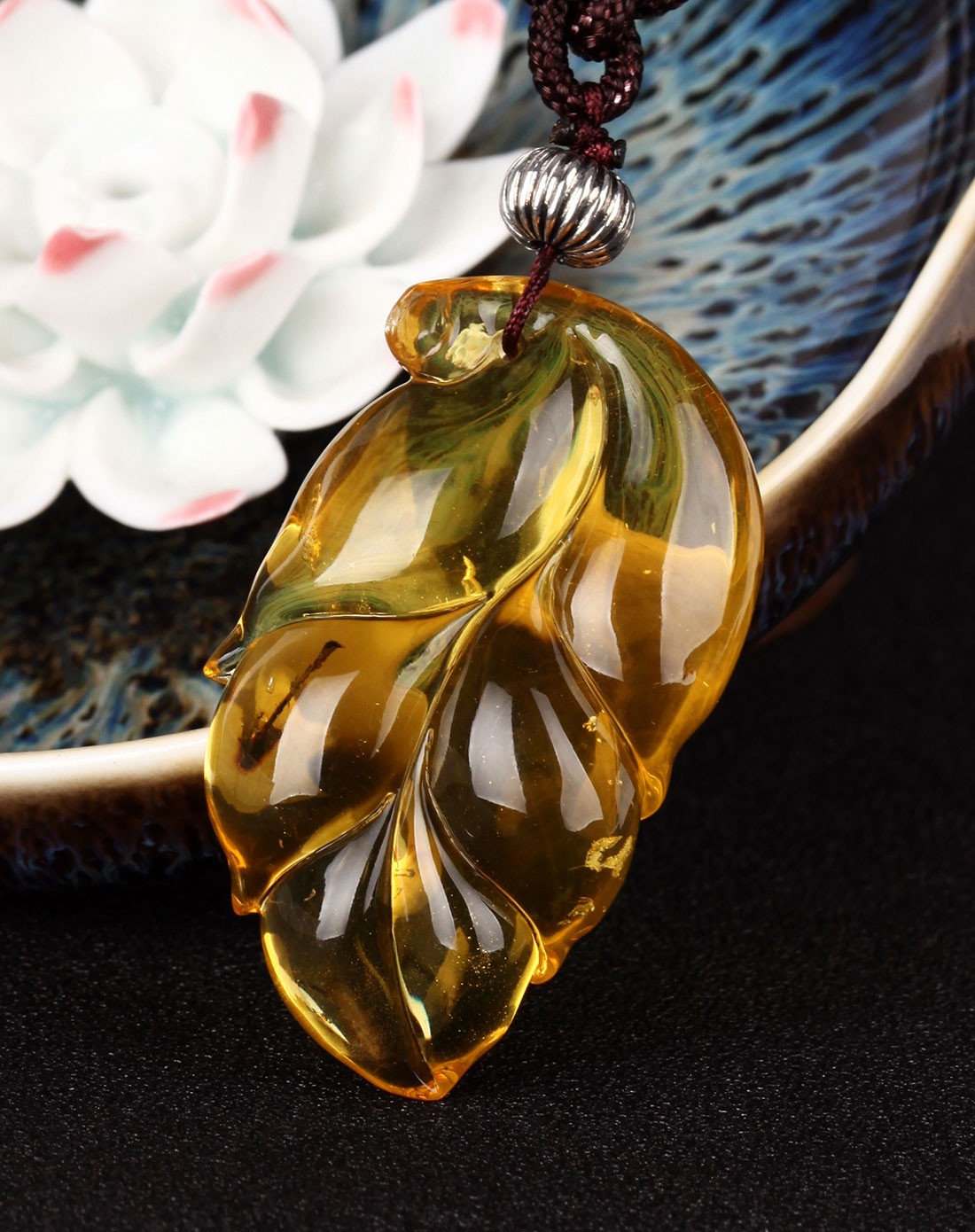 穗南琥珀饰品专场 事业有成 金枝玉叶植物珀金珀吊坠