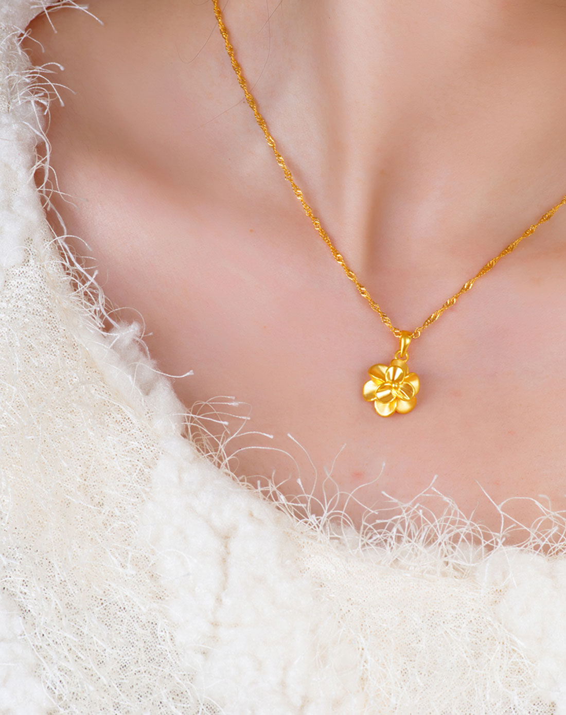 中国黄金珠宝专场-千足金硬金幸福小花吊坠