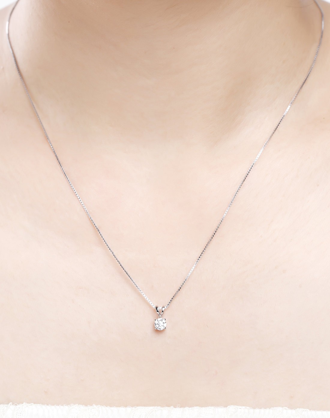 pt950铂金30分钻石吊坠爱恋