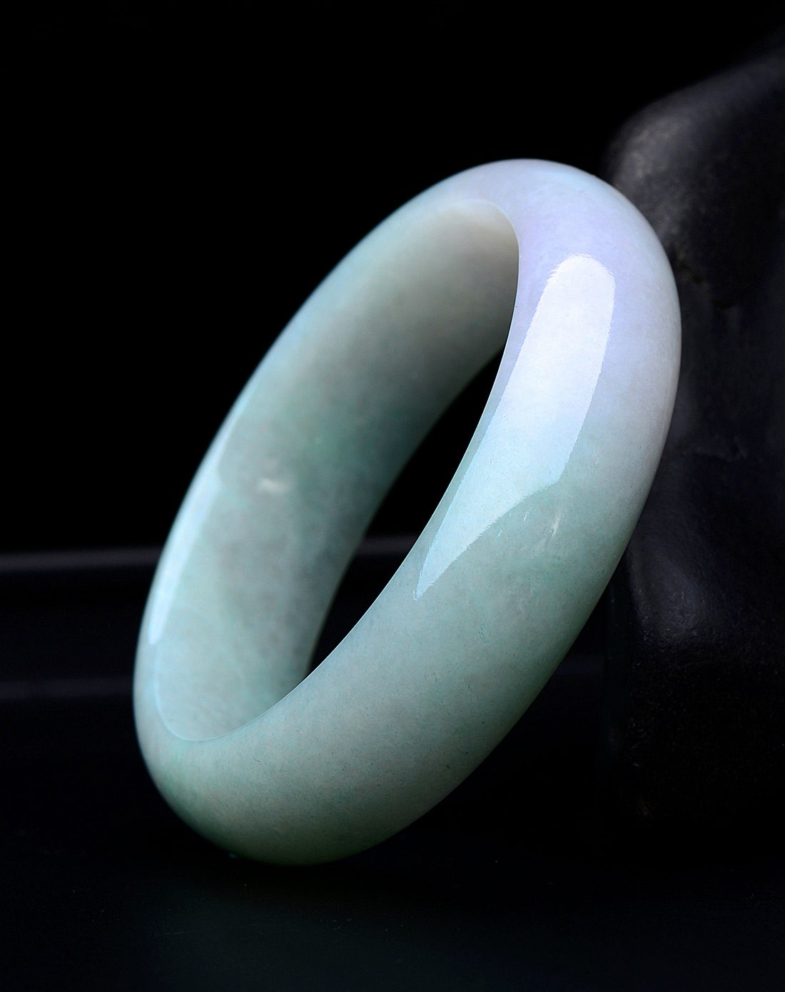 56mma货翡翠冰糯种浅绿白玉无瑕手镯