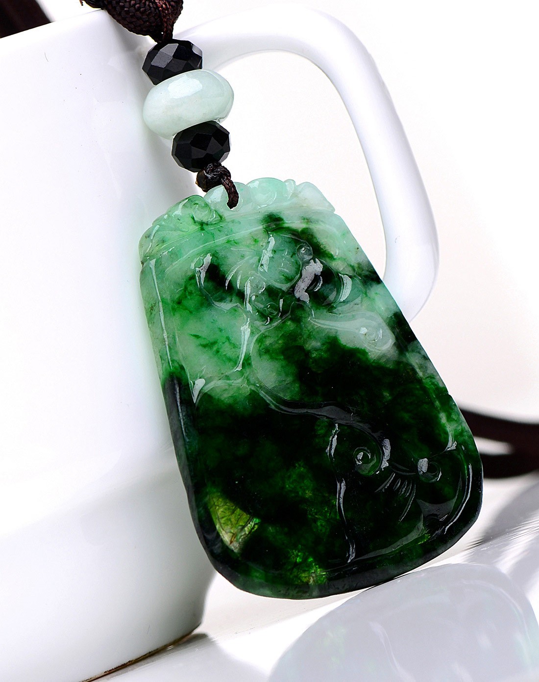 a货翡翠冰种花青蝶恋花吊坠