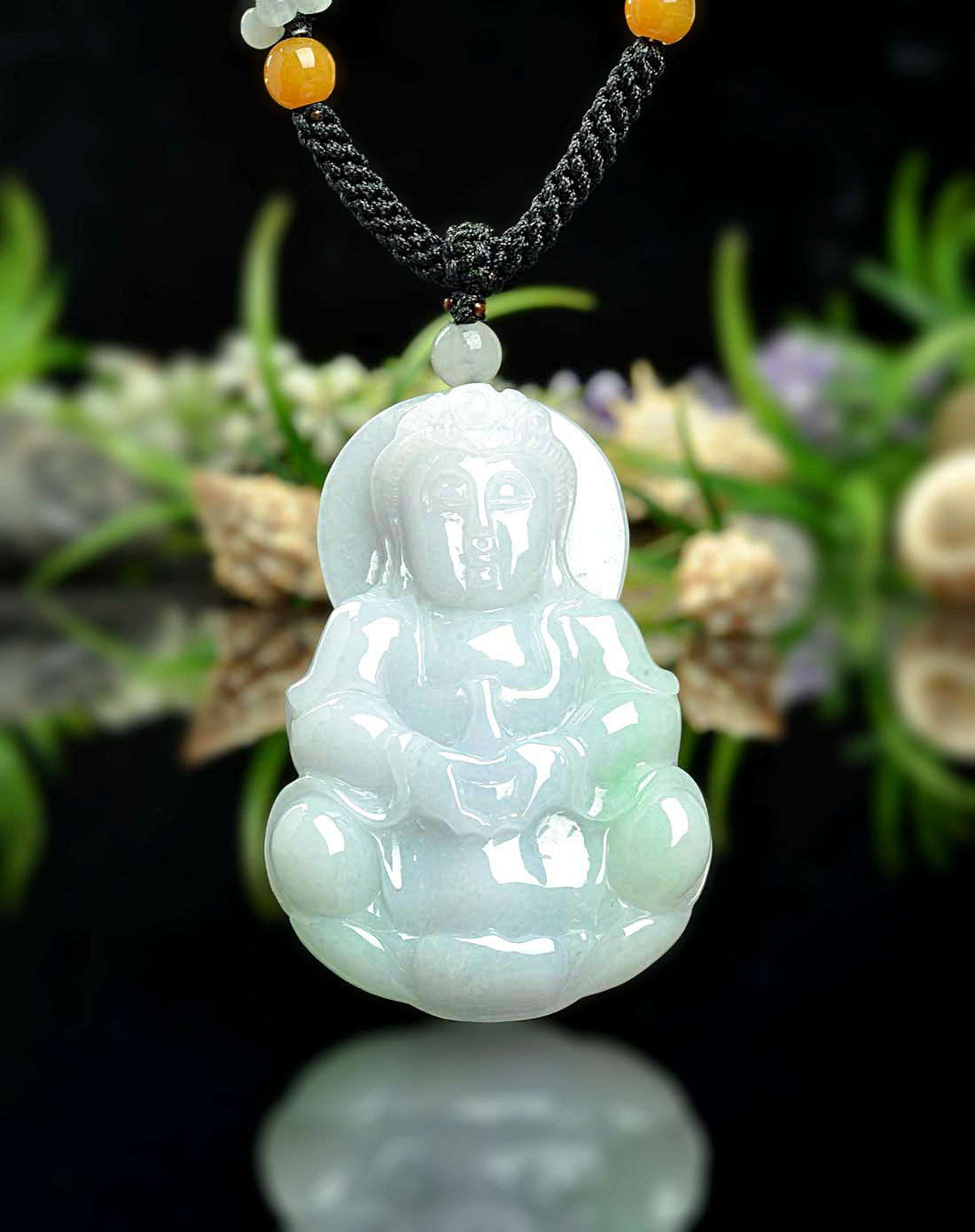 紫气东来玉器专场天然厚料春带彩观音翡翠吊坠(国家权威鉴定)1