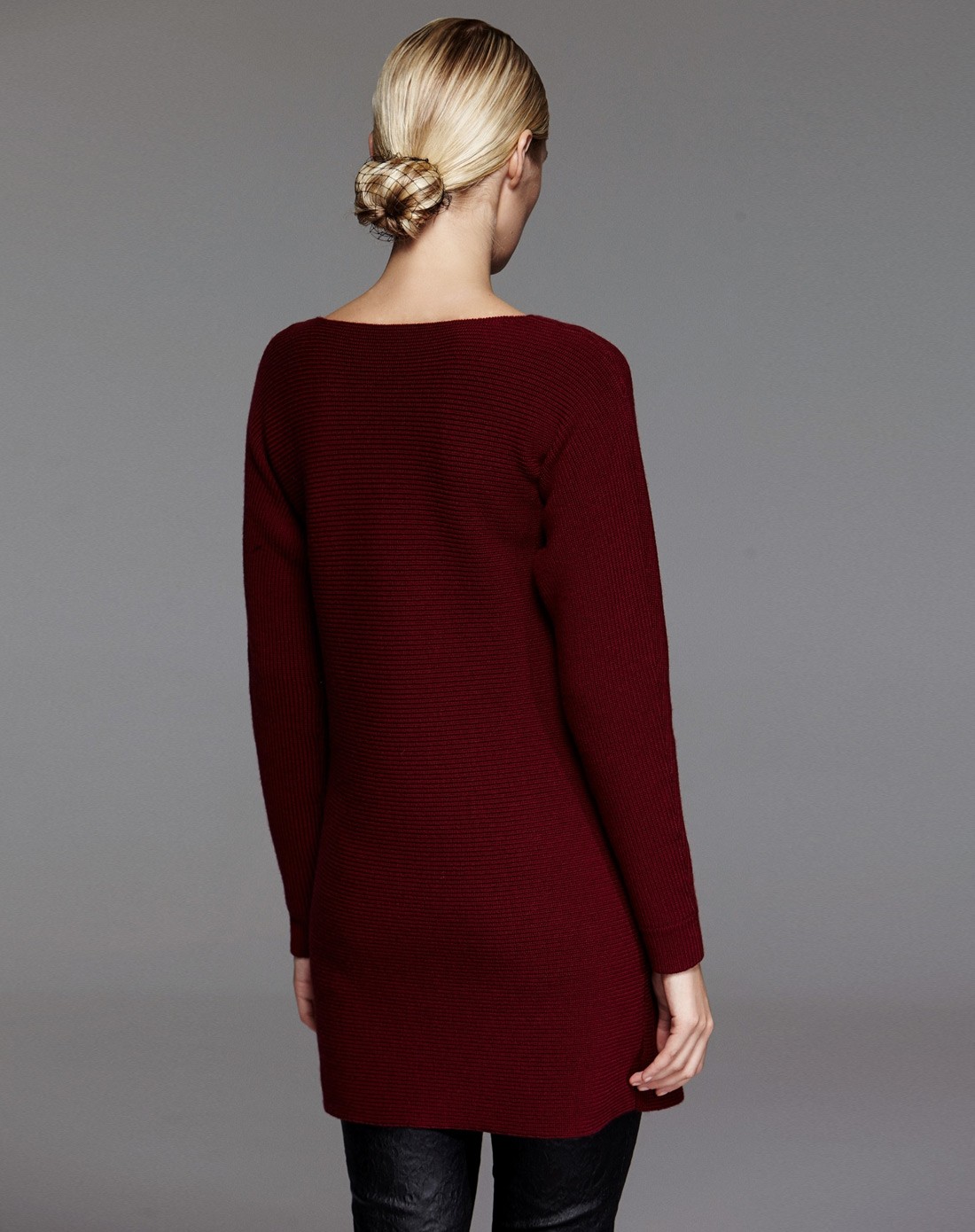 深酒红色舒适气质长款长袖100%羊毛衫