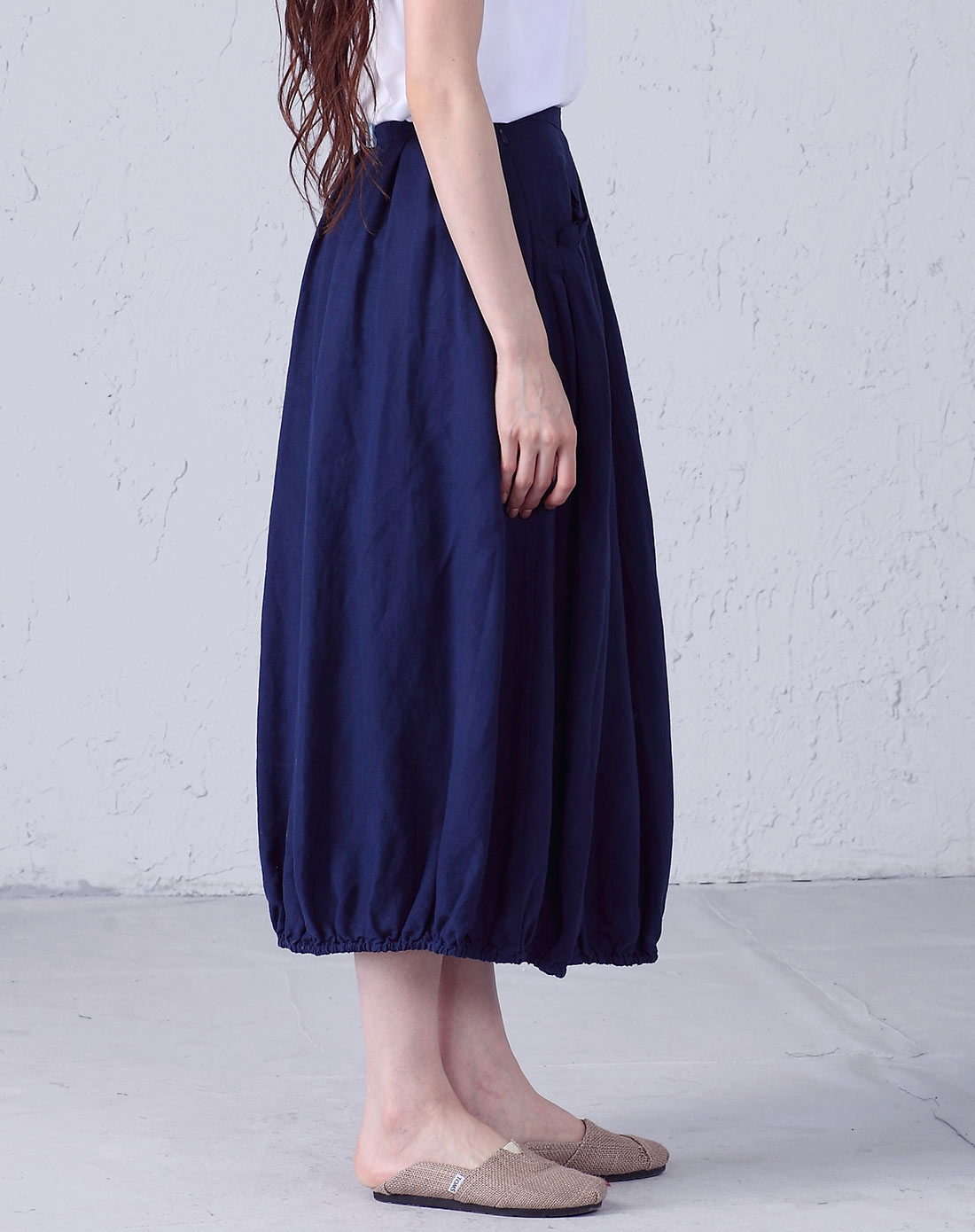 深蓝色时尚百搭长裙