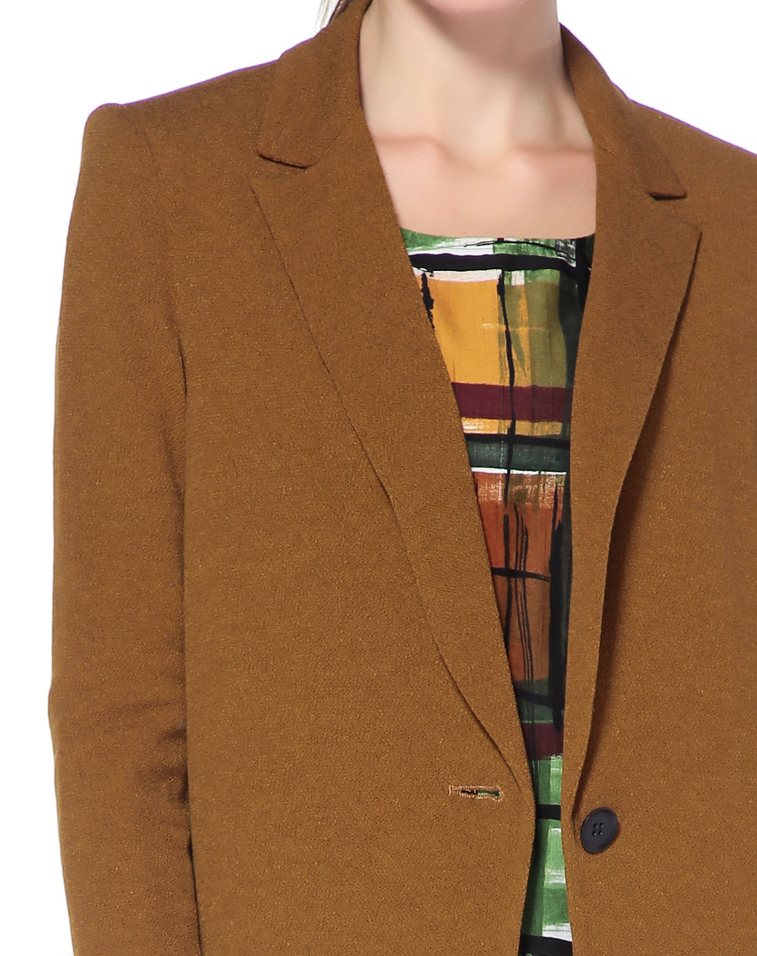 土黄色潮流时尚长袖长款西装外套