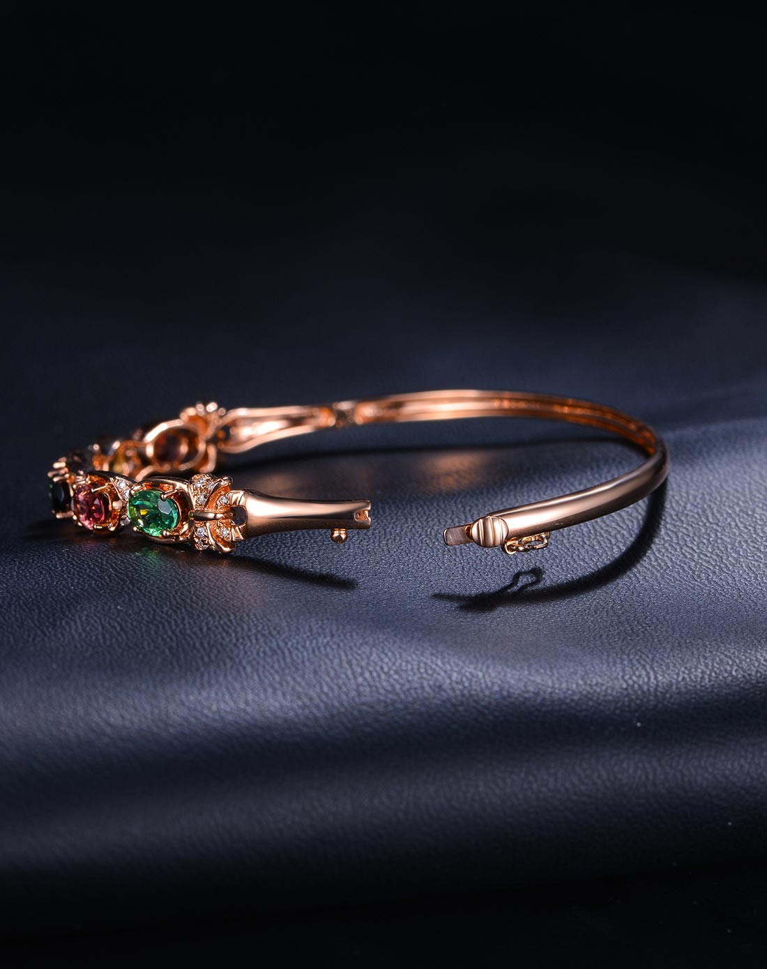 8克拉玫瑰18k金拼色碧玺手镯