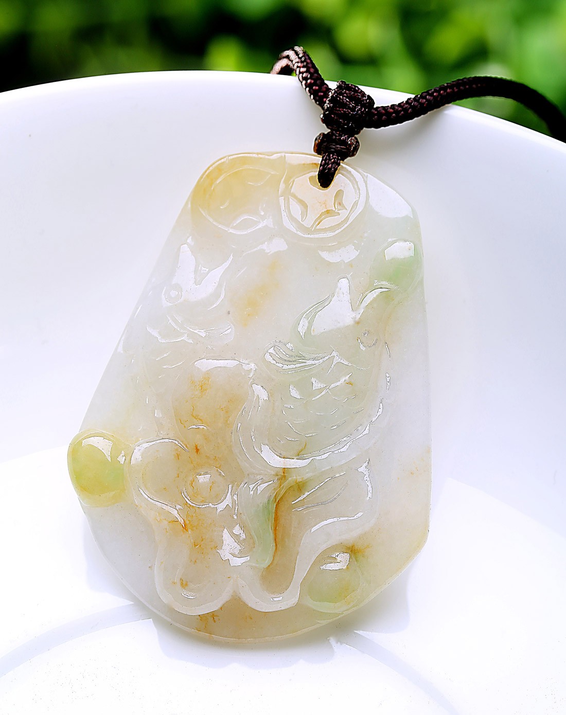 精雕超细腻冰种飘黄翡鲤鱼牌 年年有余吊坠