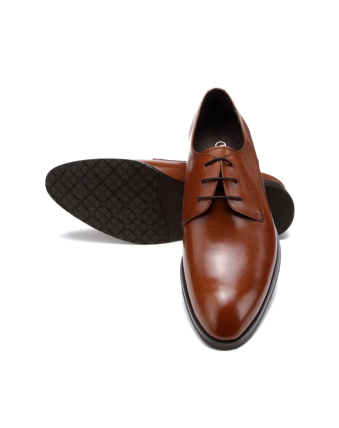 浅棕色水牛皮复古绅士皮鞋