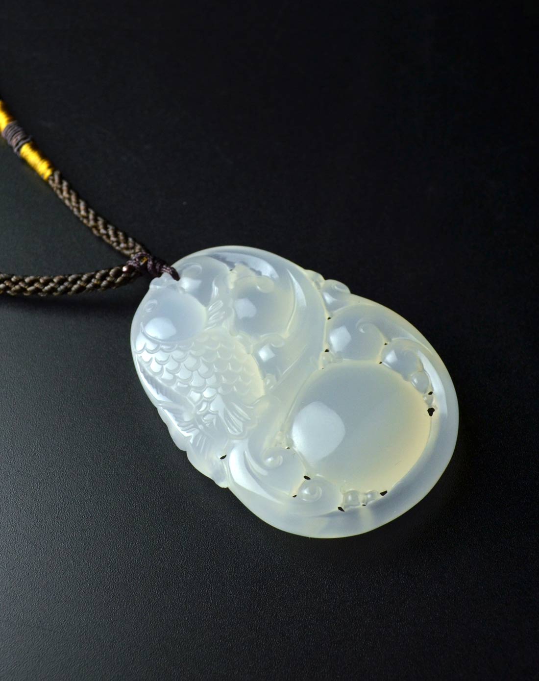 冰种白玉髓年年有余吊坠(配绳)