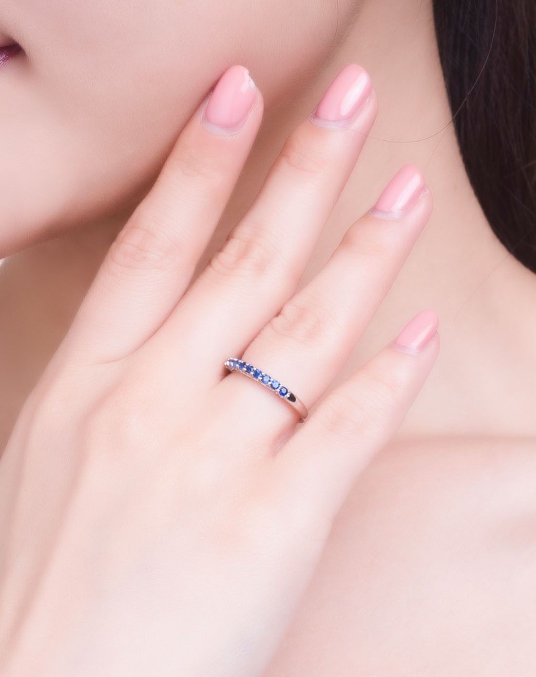 白18k金蓝宝石女戒指排戒