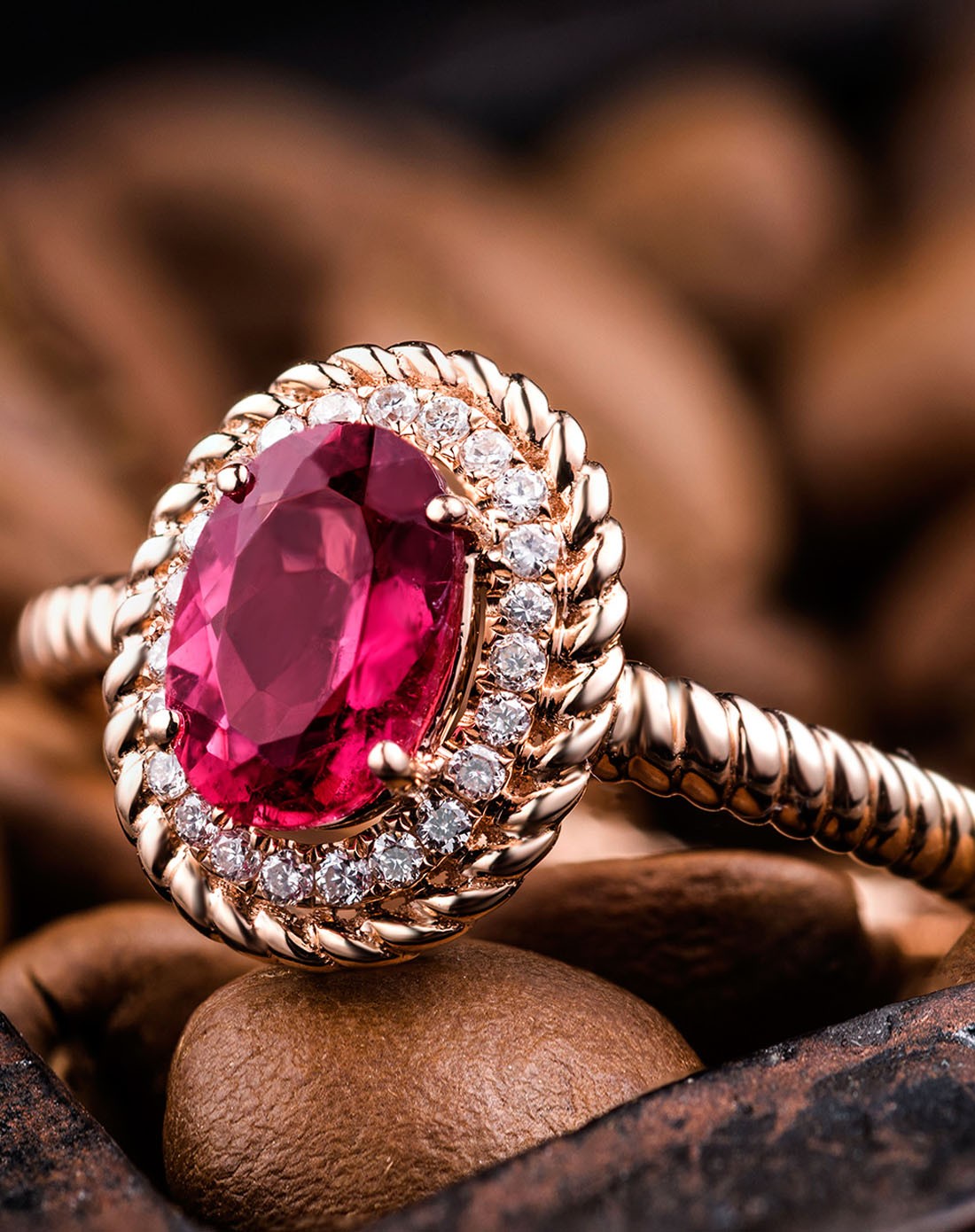 玫瑰18k金0.73克拉红碧玺女戒