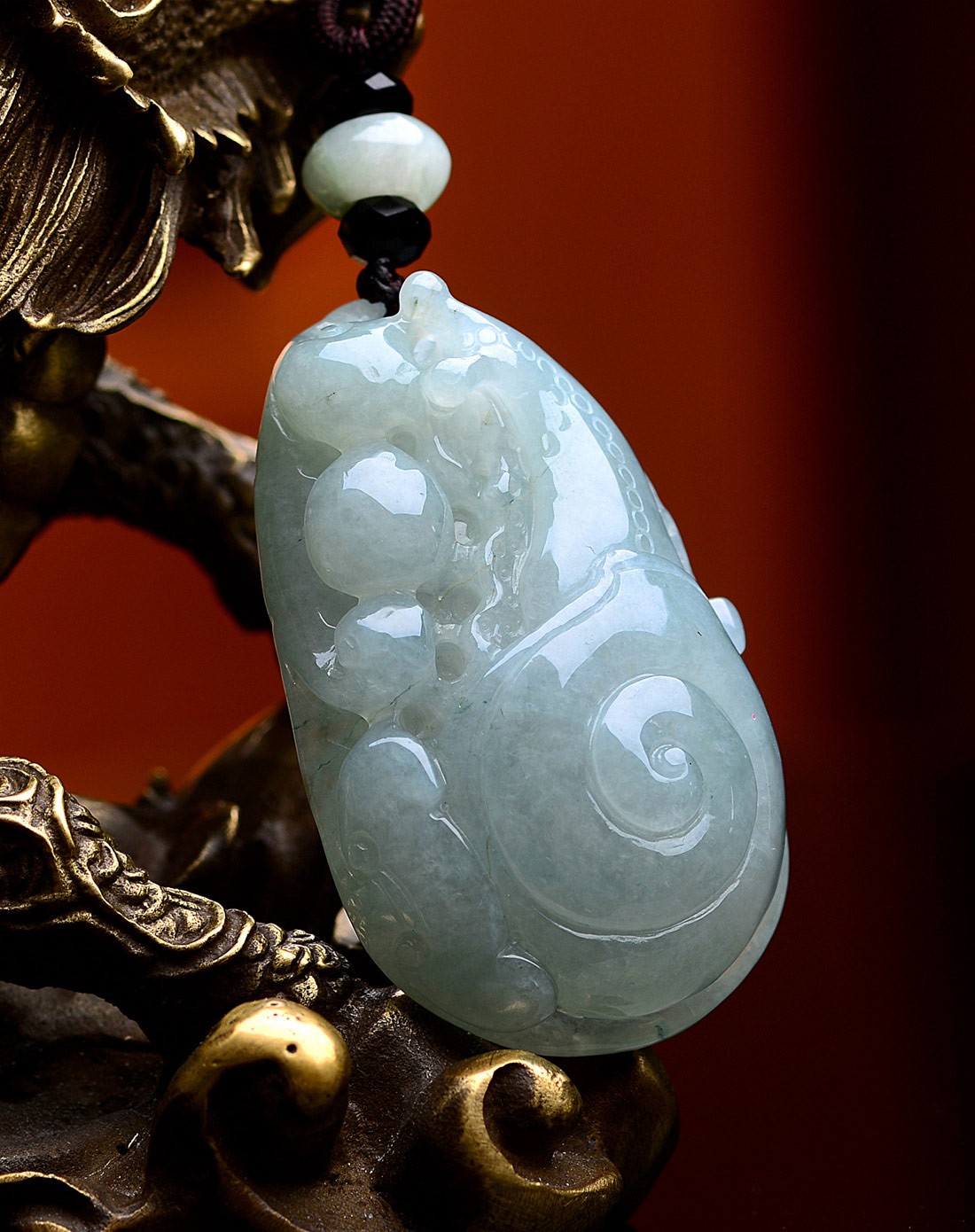 a货翡翠冰种水润冰莹扭转乾坤吊坠