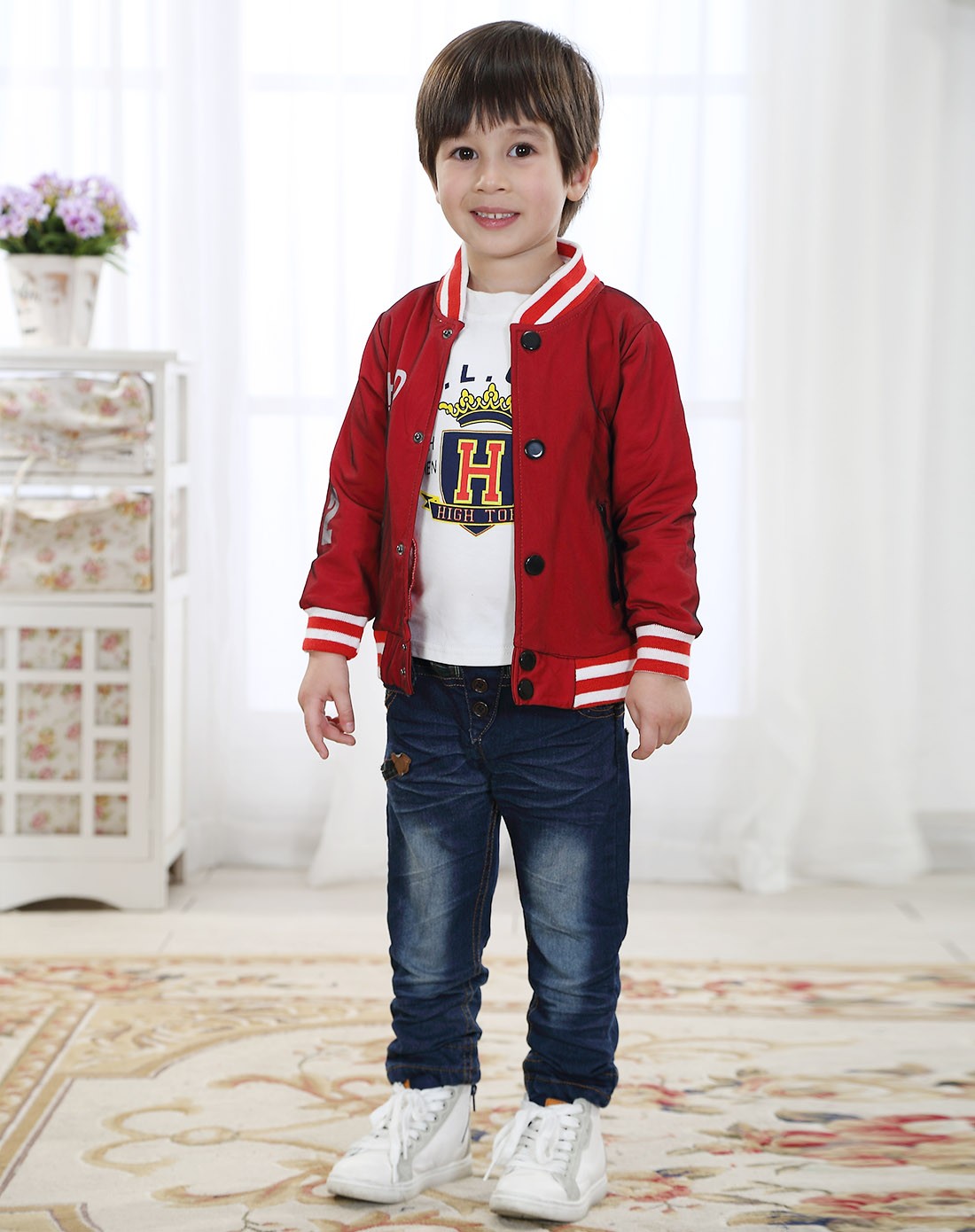 男童春款大红色休闲外套棒球服
