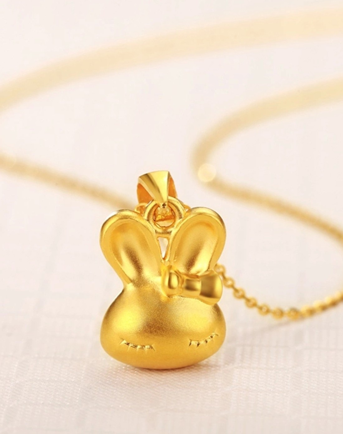 俏皮兔 3d硬金可爱小兔子吊坠