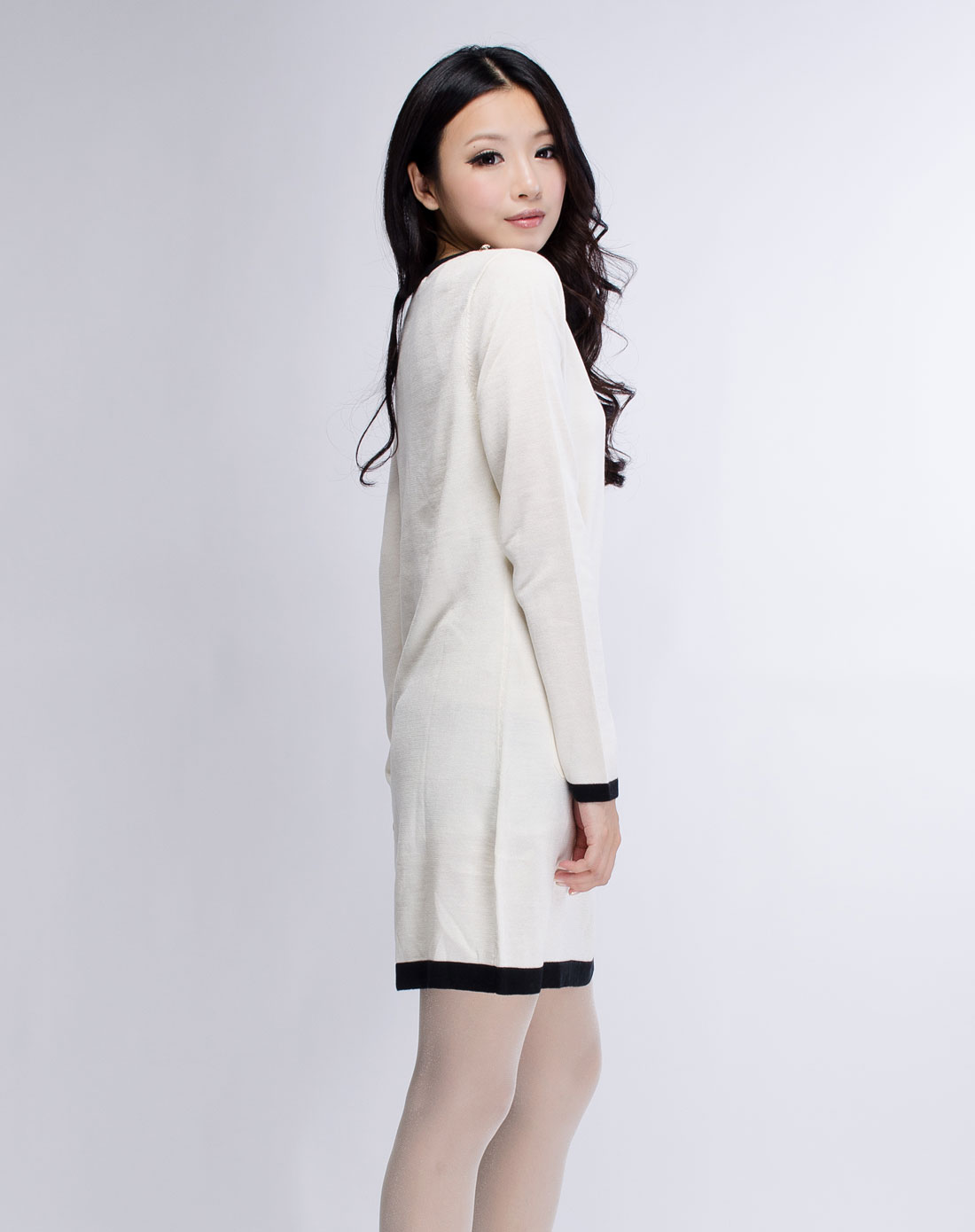 香奈儿款长款毛衣连衣裙/白色