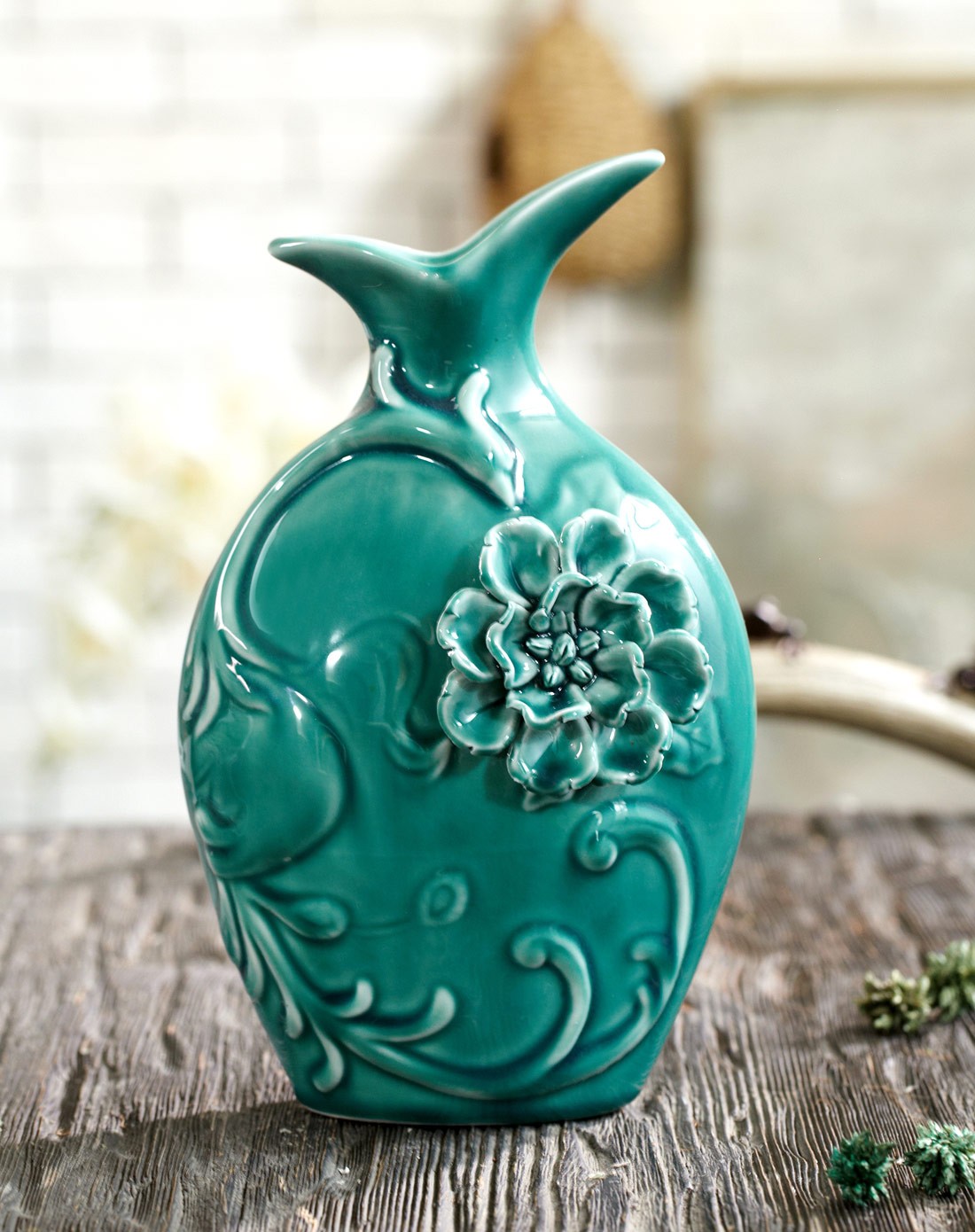 > 25*16cm欧式陶瓷浮雕手绘艺术花瓶