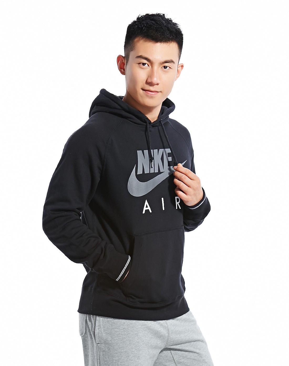 简约百搭 男款黑色连帽卫衣
