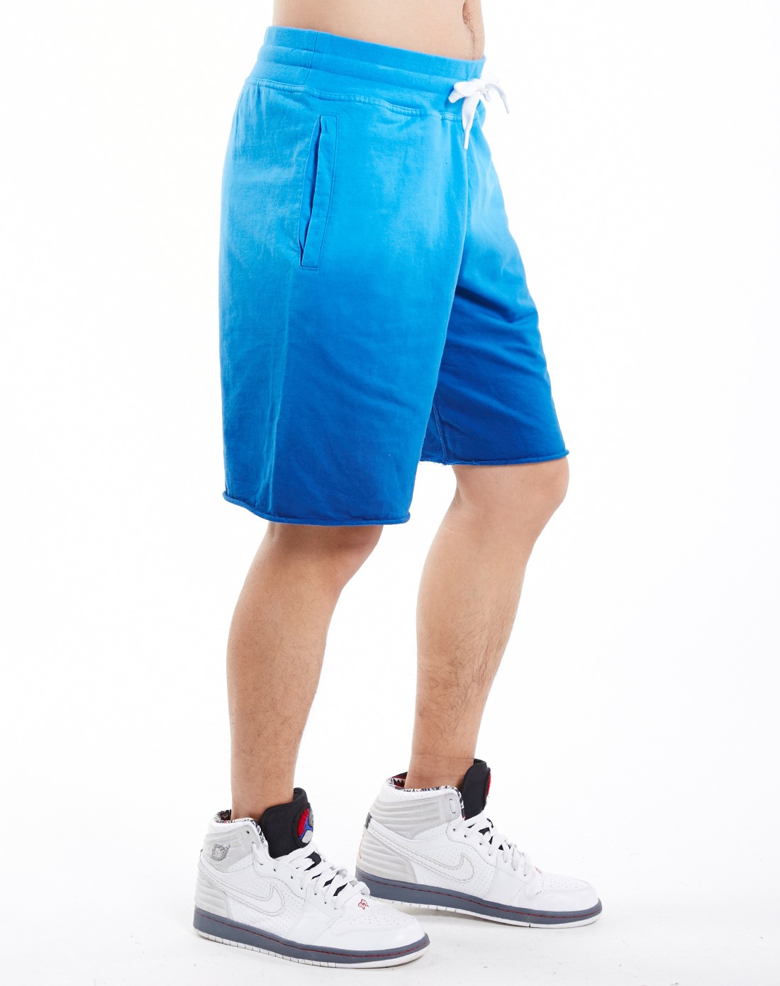 休闲舒适 男款蓝色短裤 运动休闲系列