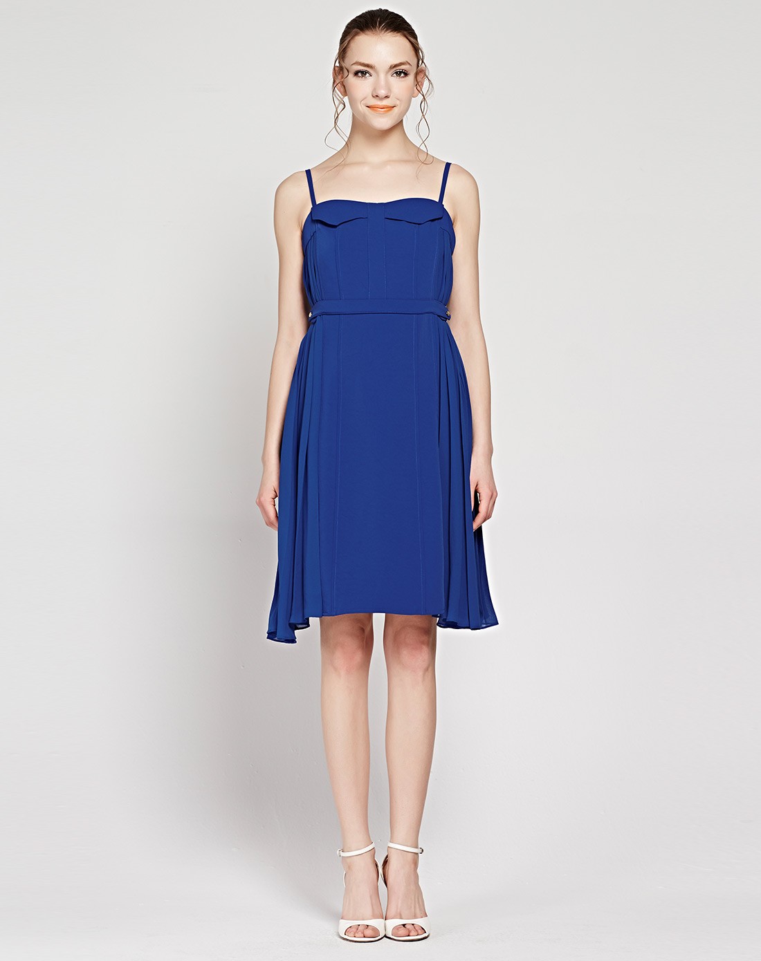 深蓝色波浪裙摆气质吊带连衣裙