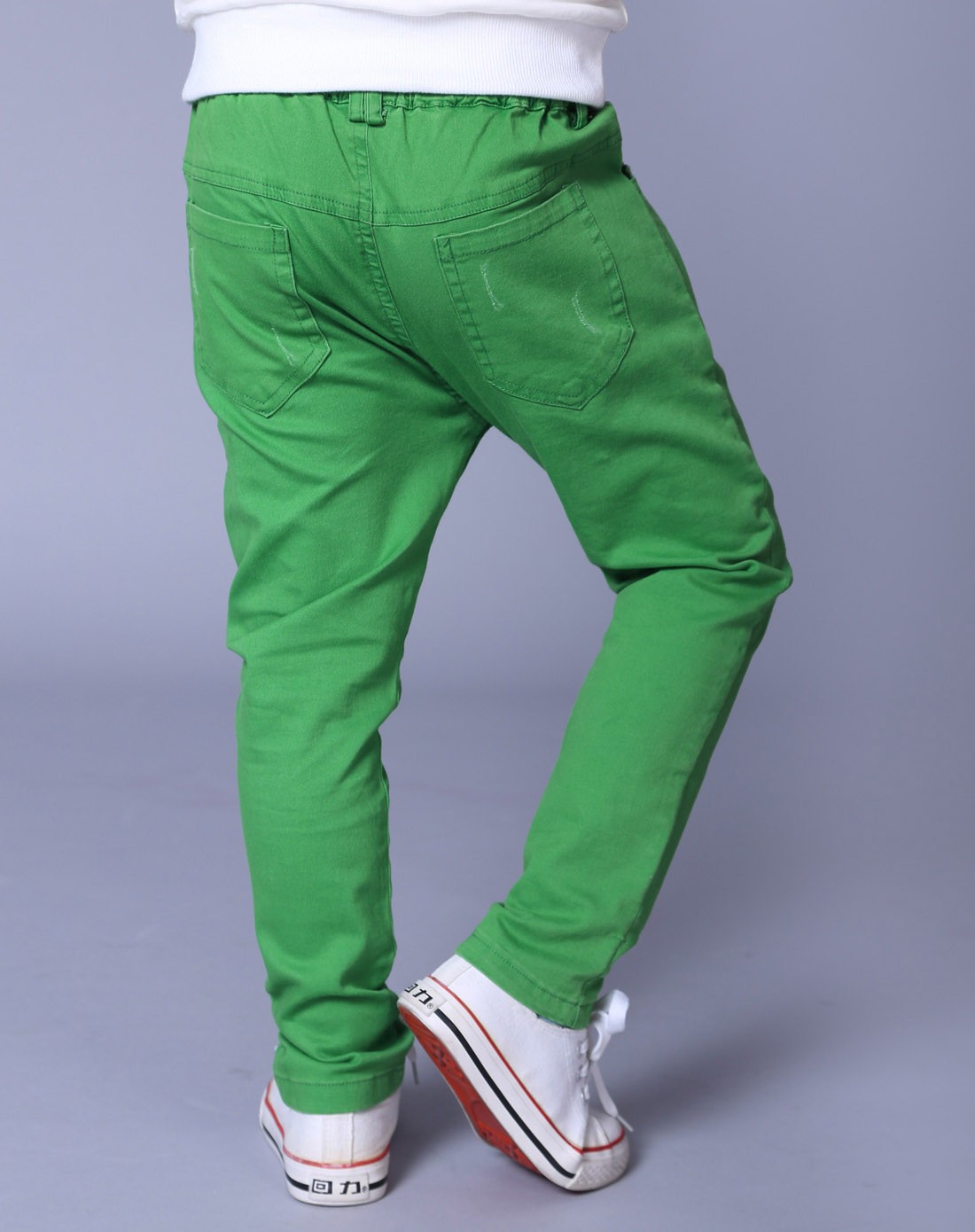 男童绿色休闲裤