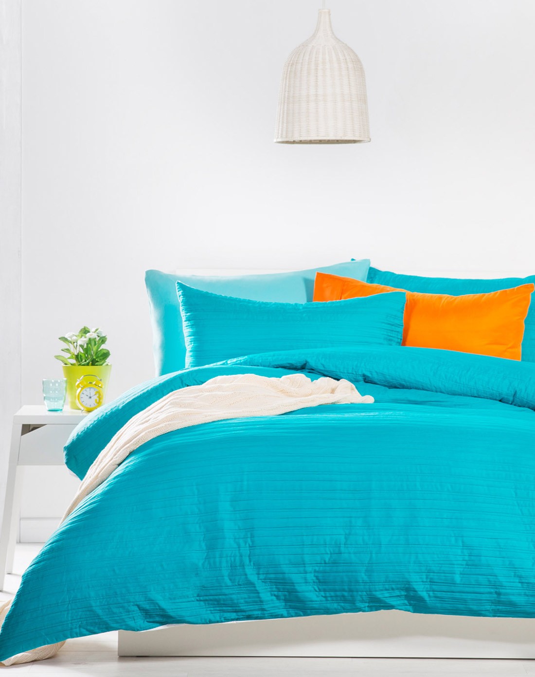 1米8床塔亚多彩多用绗缝四件套青色