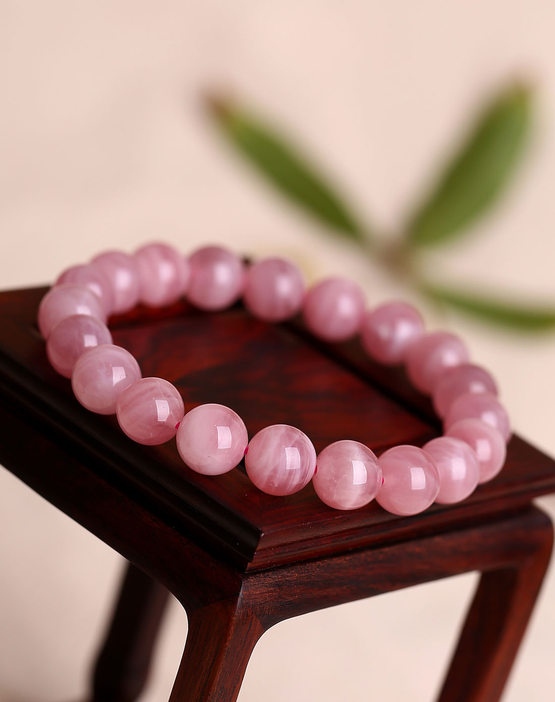 纯真浪漫芙蓉石手链附证书