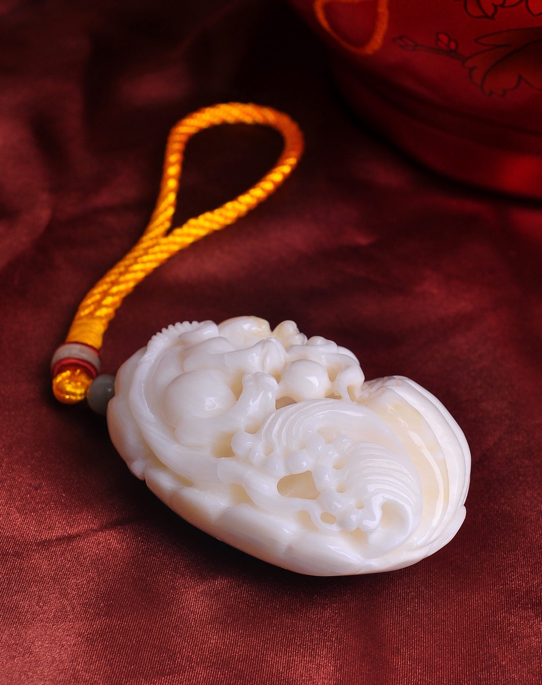 镇宅辟邪砗磲手把件