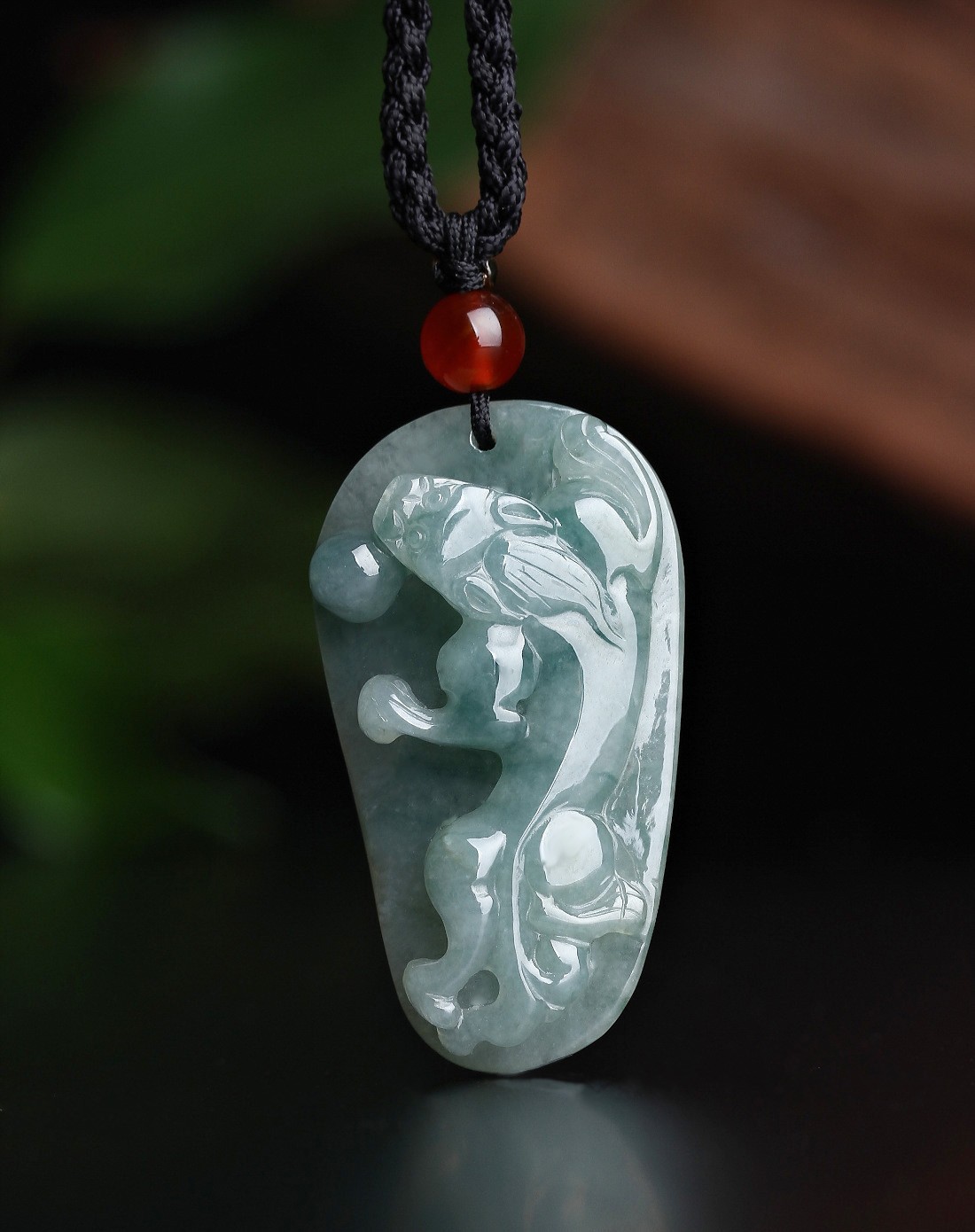 冰种青翠无瑕草龙 生意兴隆天然a货翡翠吊坠