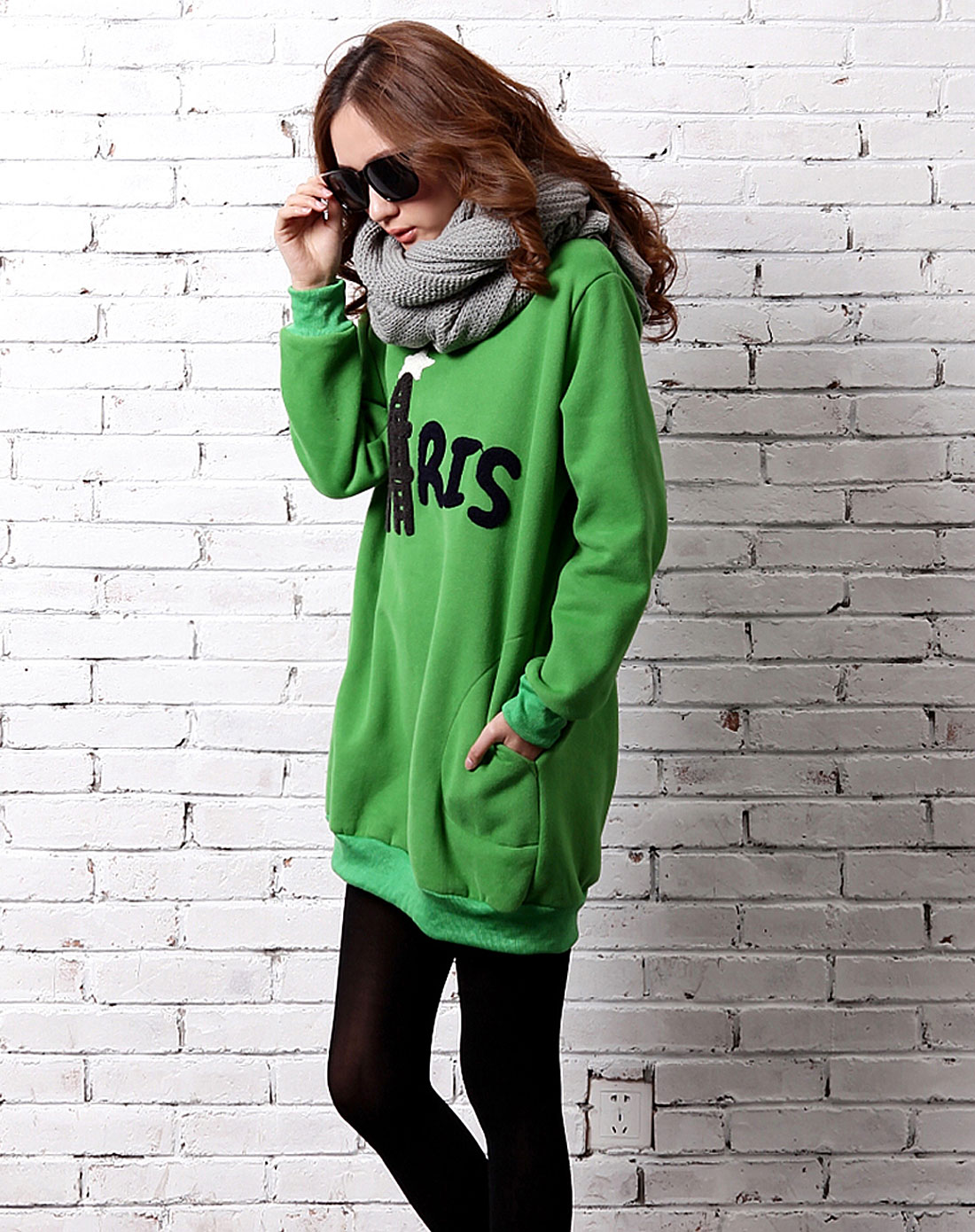 韩都衣舍hstyle女装专场-绿色圆领中长款字母卫衣