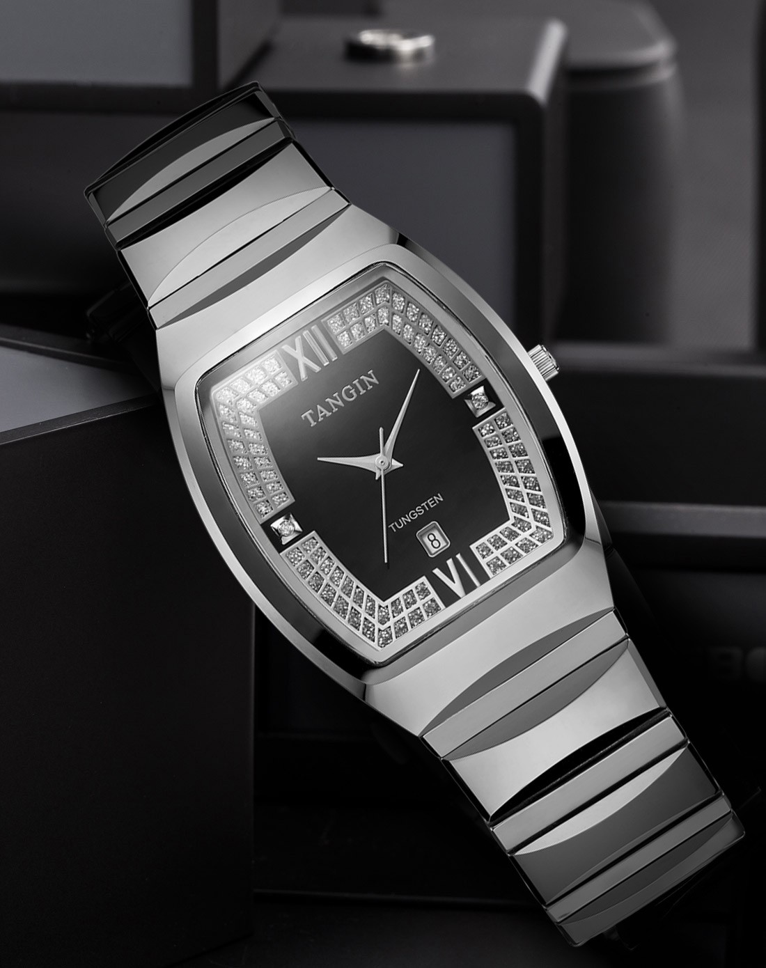 天骏tangin手表专场 > 瑞士tangin 时尚钨钢系列男士黑色腕表