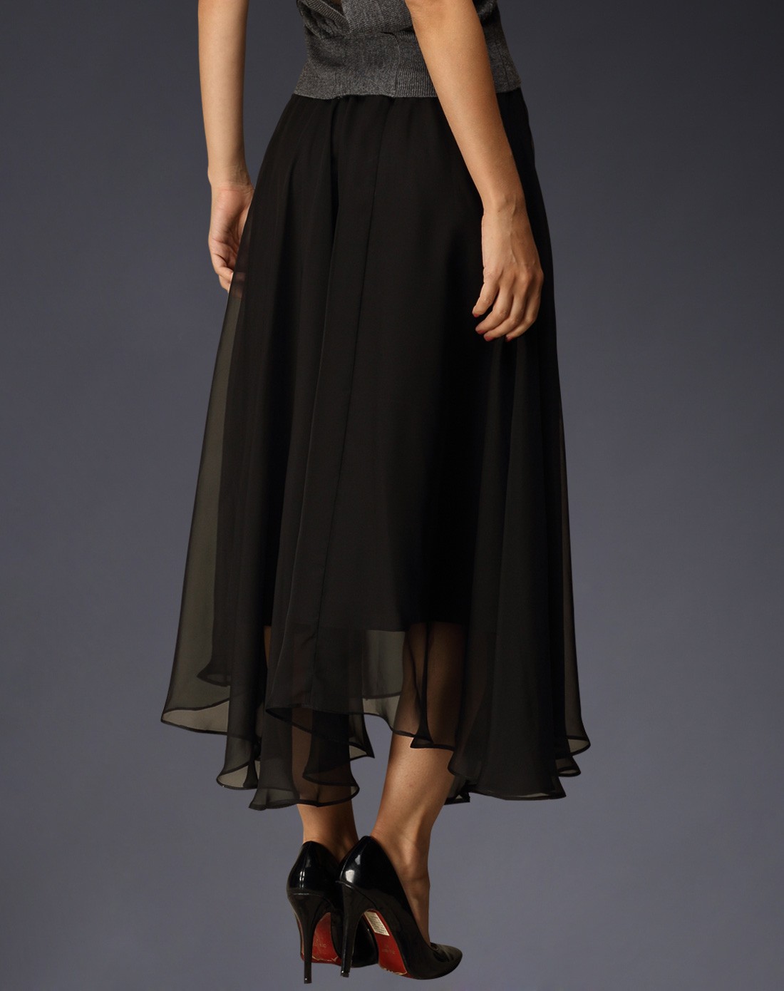 女款黑色雪纺大摆半身裙