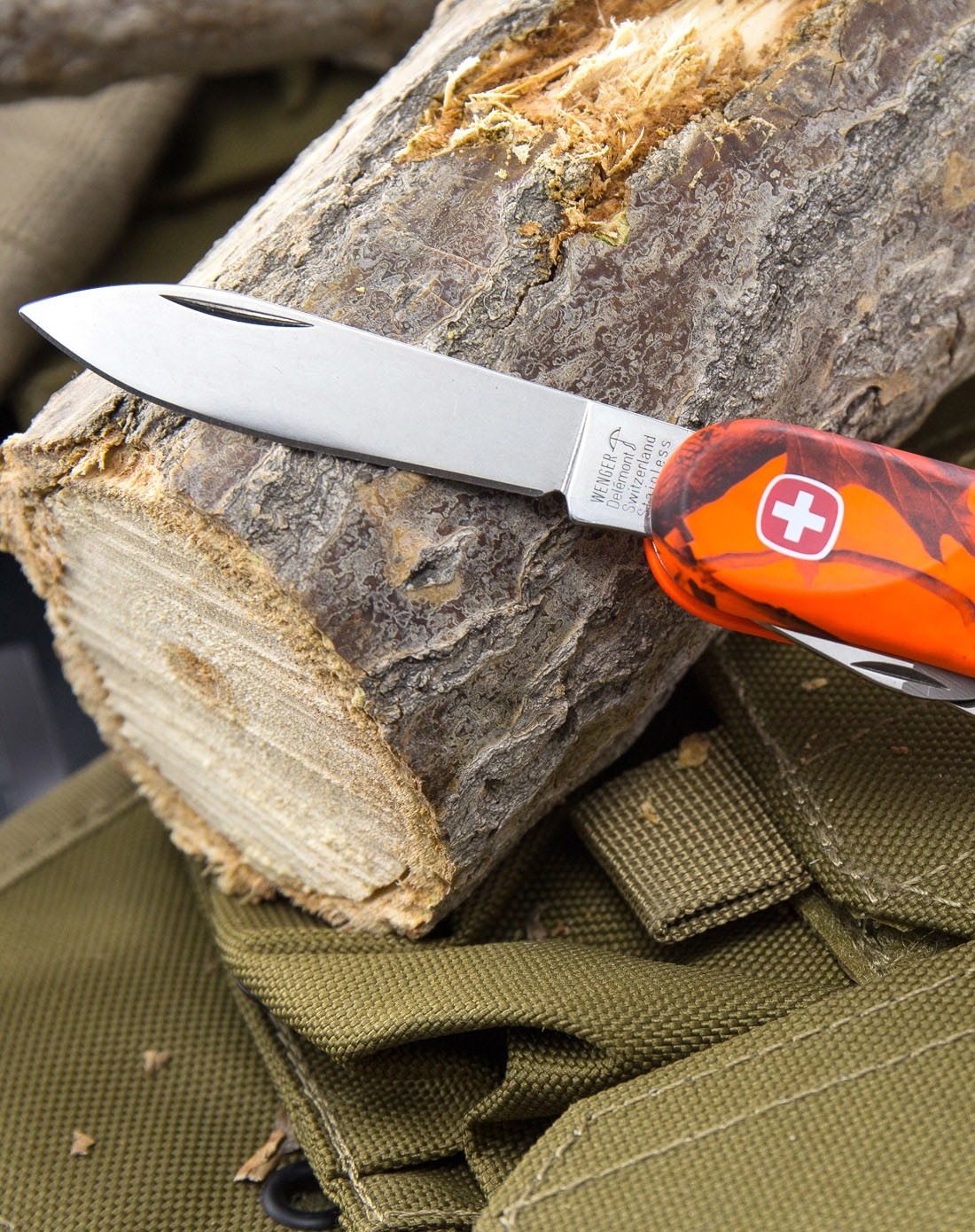 【唯品专供】火焰迷彩系列瑞士军刀