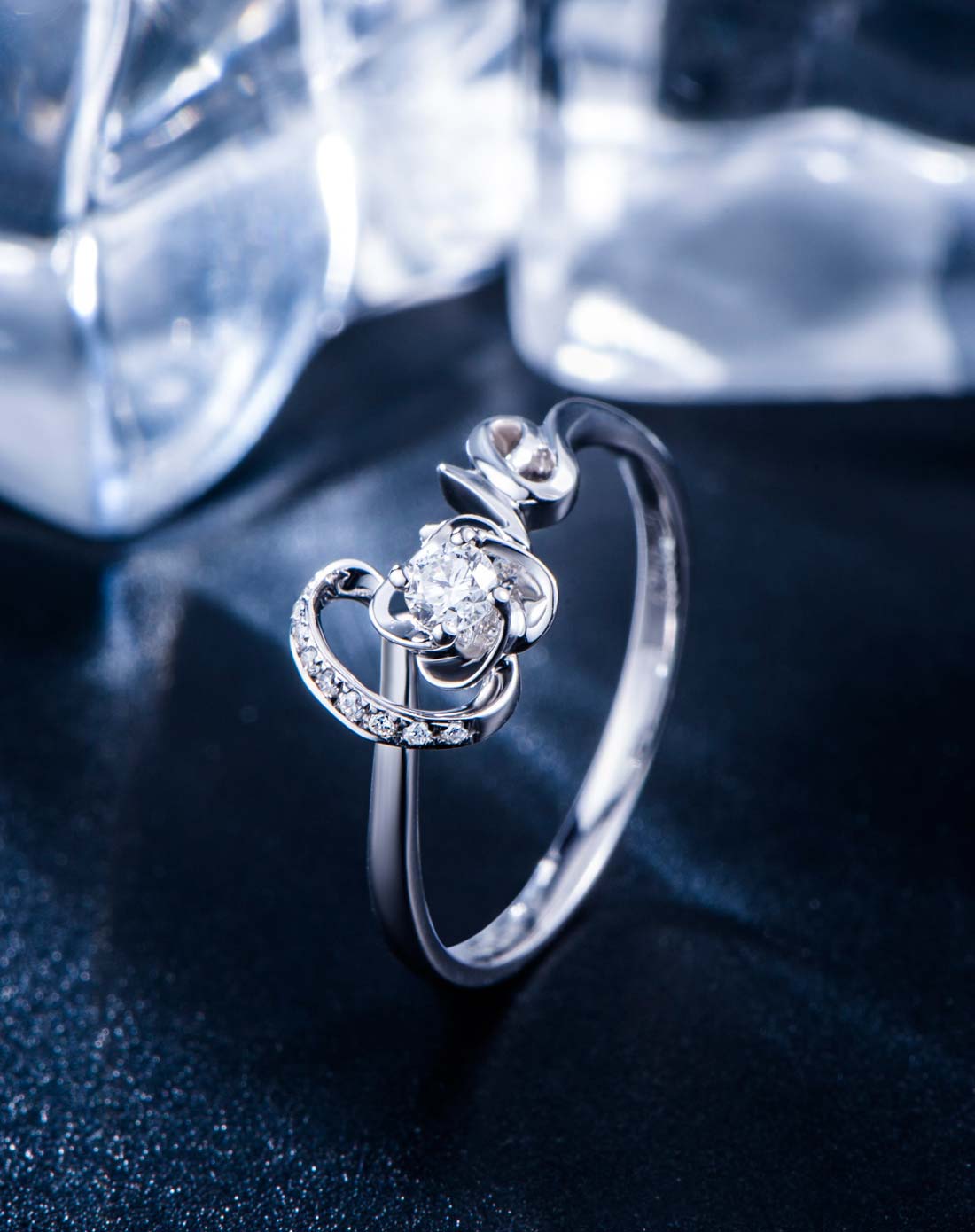 18k白金leve钻石女戒-幸运四叶草