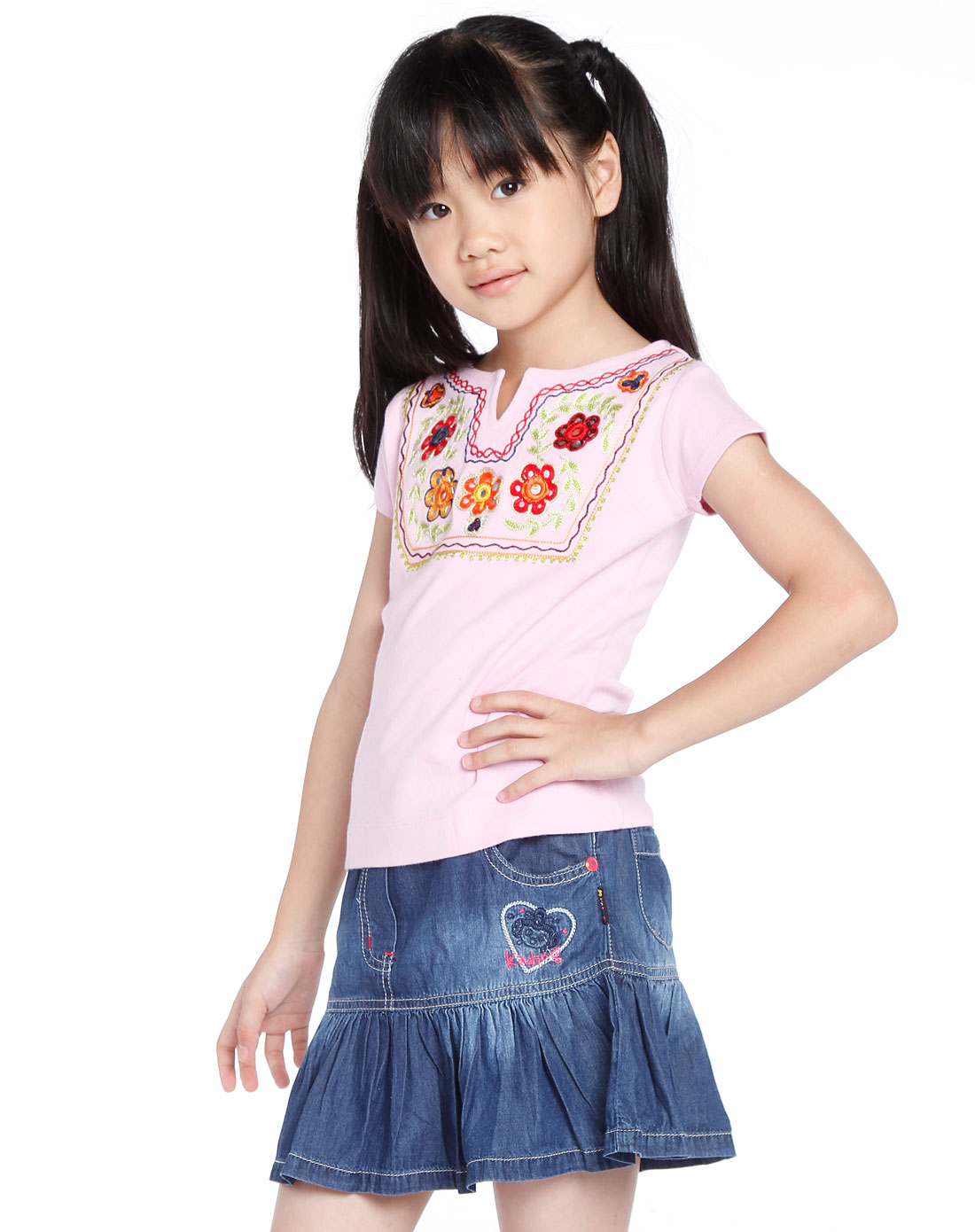 女童淡粉紫色绣花短袖上衣