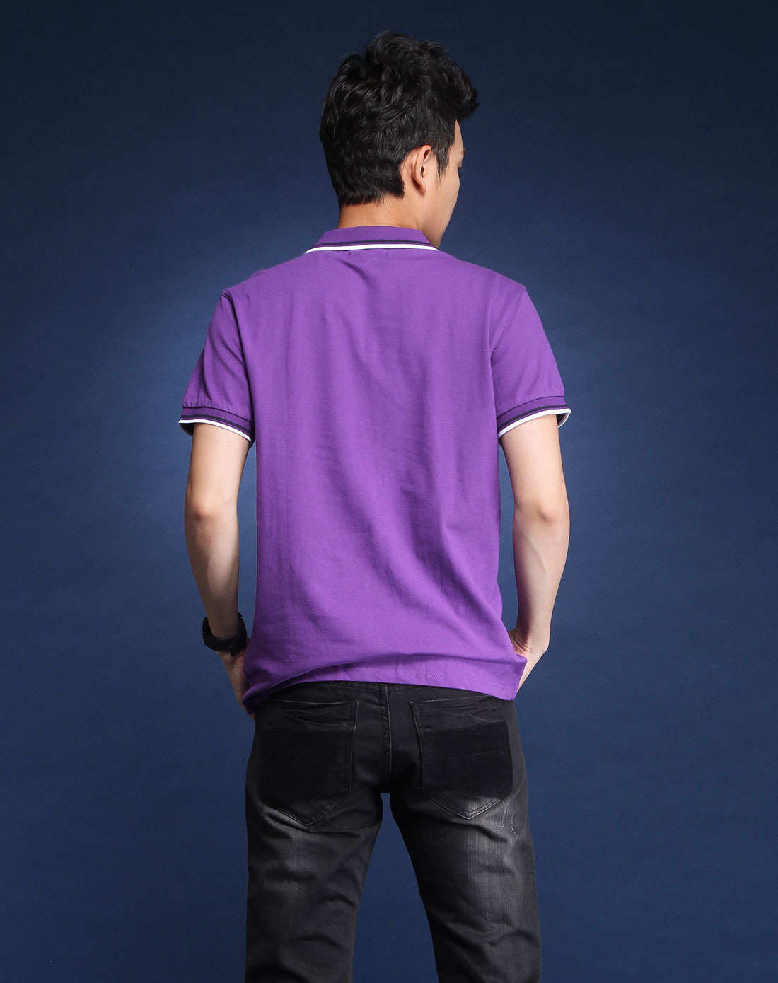 深紫色休闲简约短袖t恤