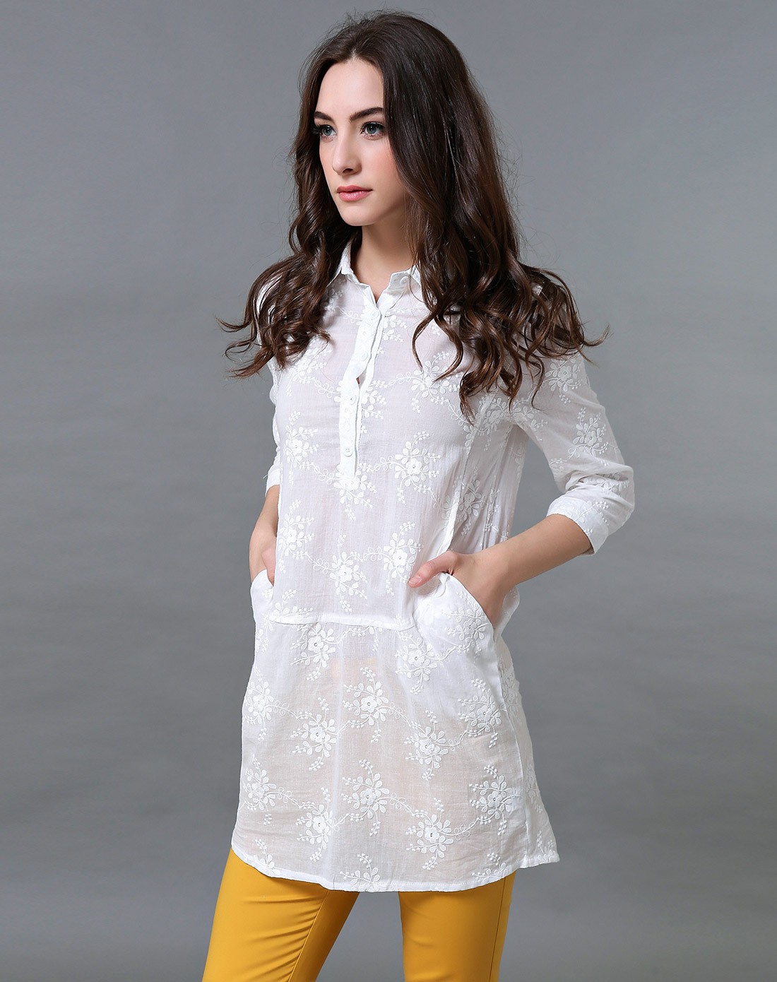 女款白色上衣