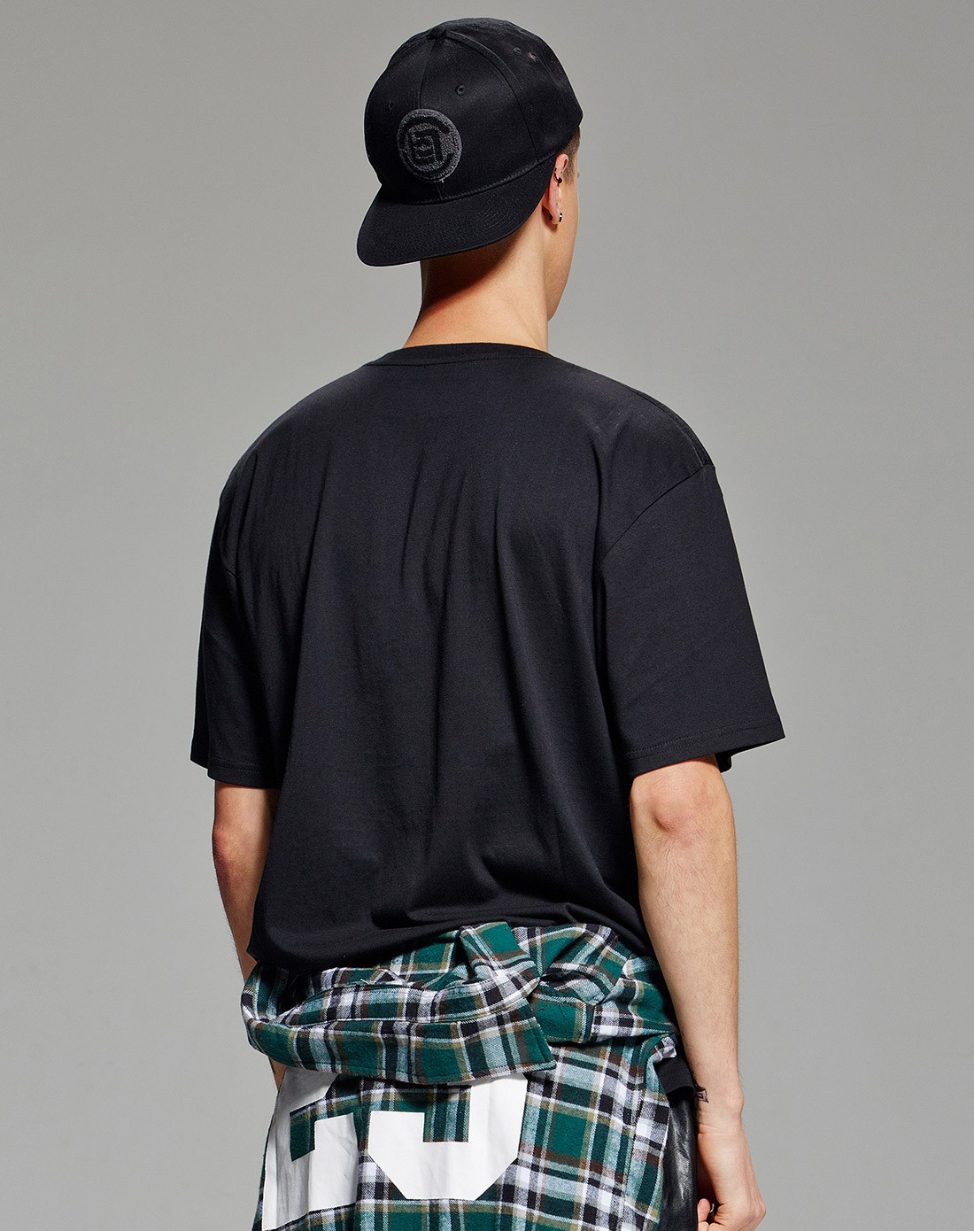 clot男式黑色短袖t恤